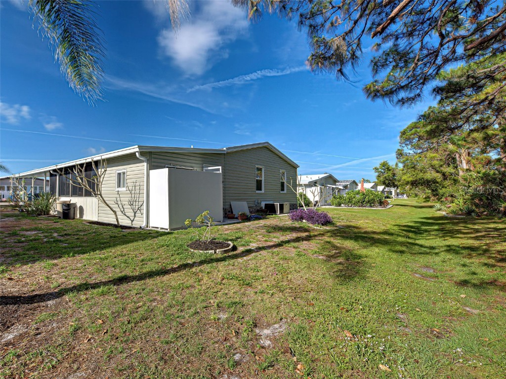 213 N Fiji Circle Englewood FL 34223 D6141911 image4