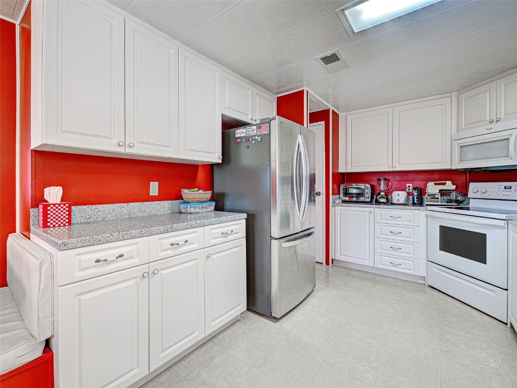 213 N Fiji Circle Englewood FL 34223 D6141911 image7