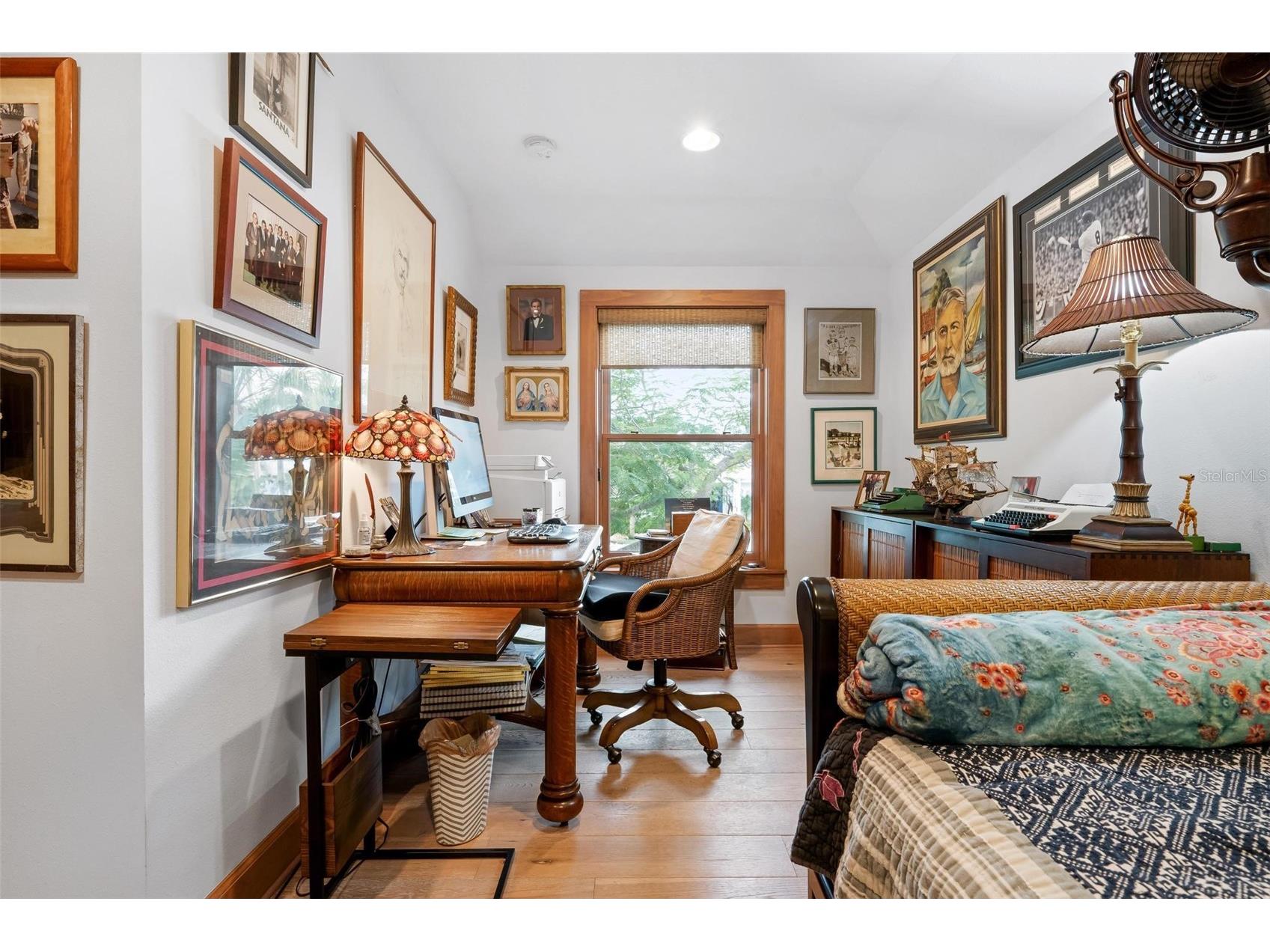 213 Oak Avenue Anna Maria FL 34216 TB8462487 image33