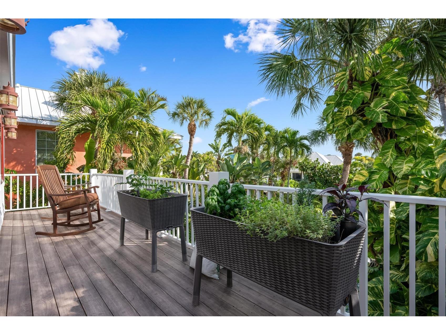 213 Oak Avenue Anna Maria FL 34216 TB8462487 image48