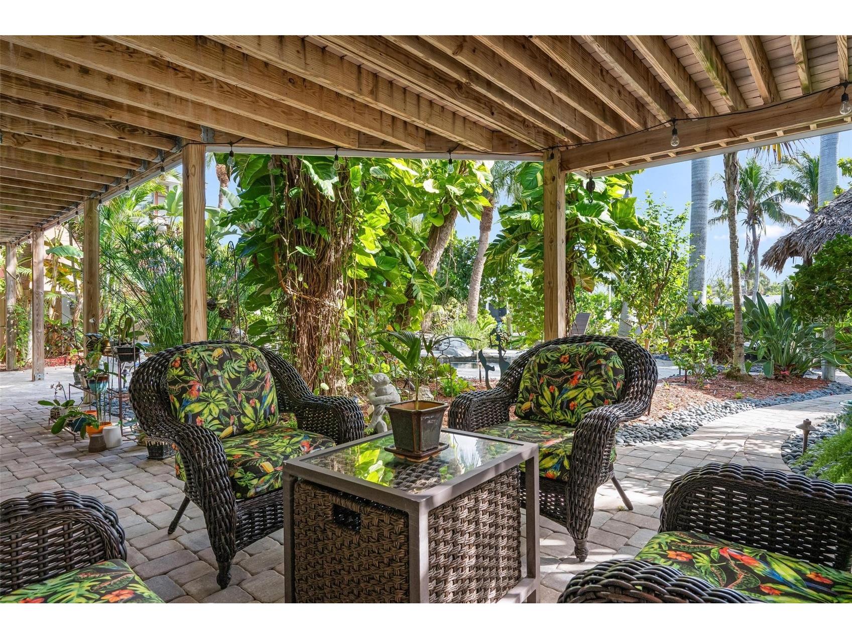 213 Oak Avenue Anna Maria FL 34216 TB8462487 image53