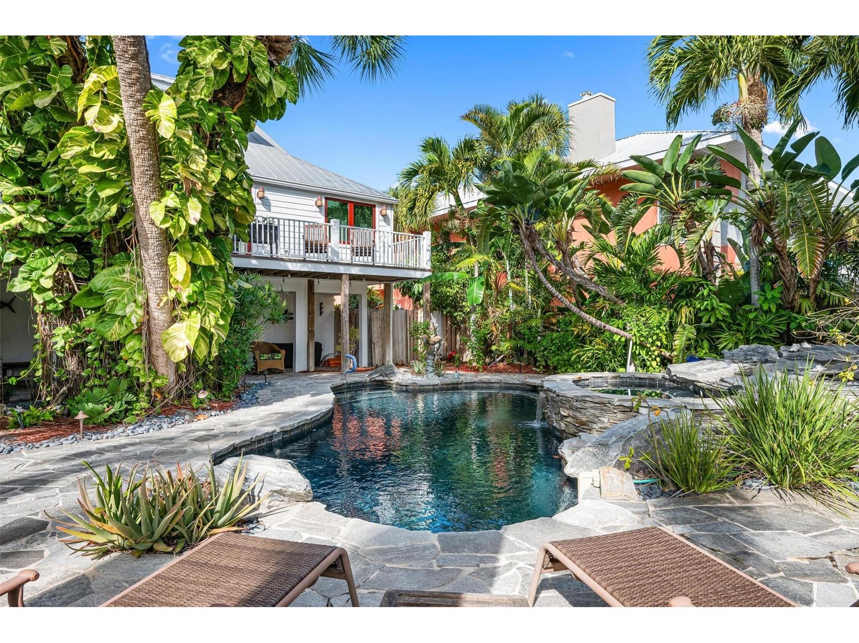 213 Oak Avenue Anna Maria FL 34216 TB8462487 image58