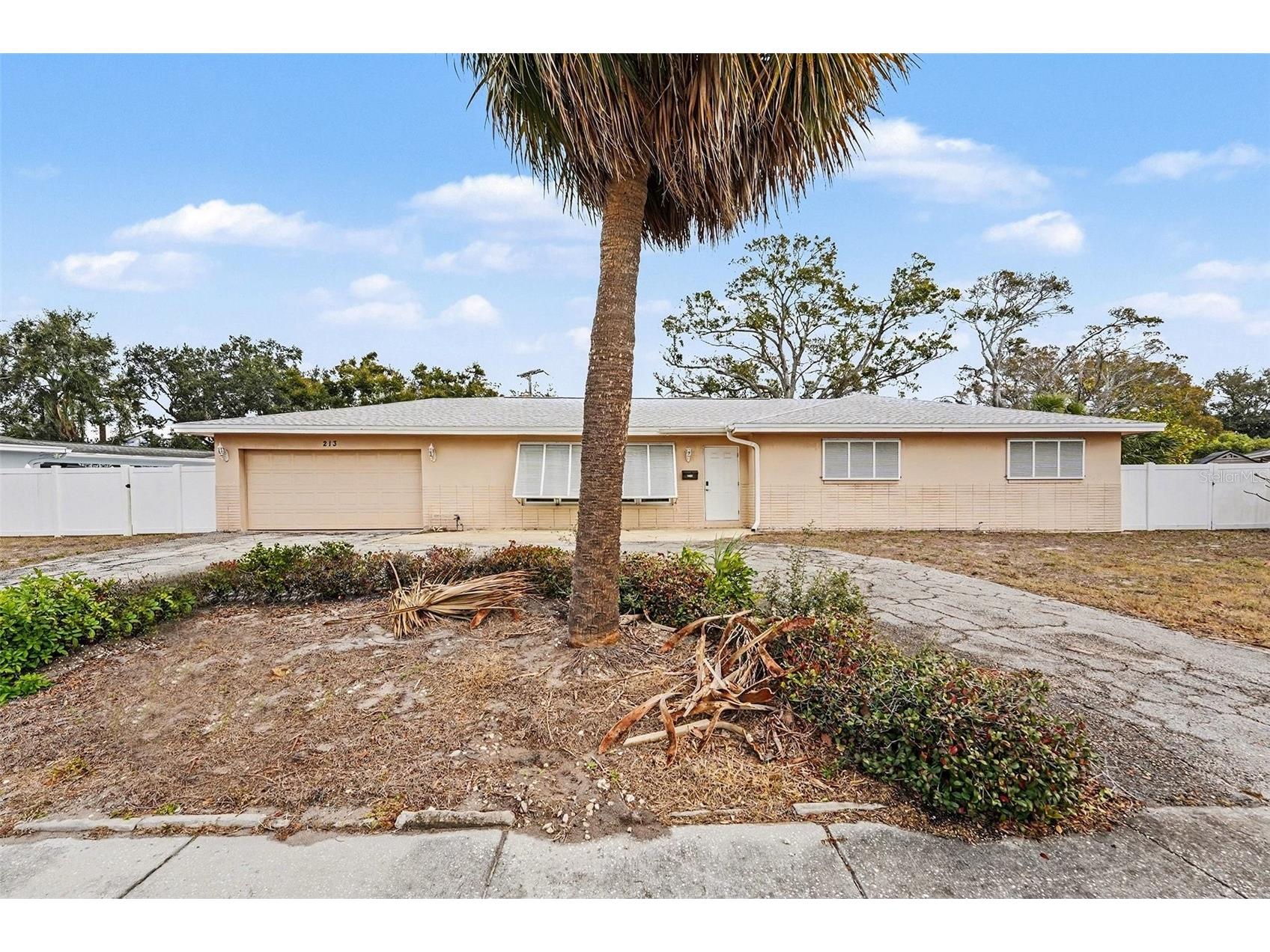213 Park Street N Saint Petersburg FL 33710 TB8473270 image1