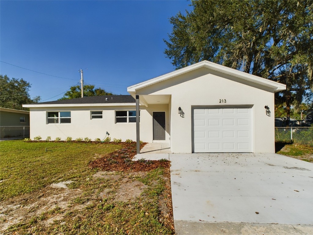 213 Rhea Circle Lakeland FL 33813 P4932792 image1