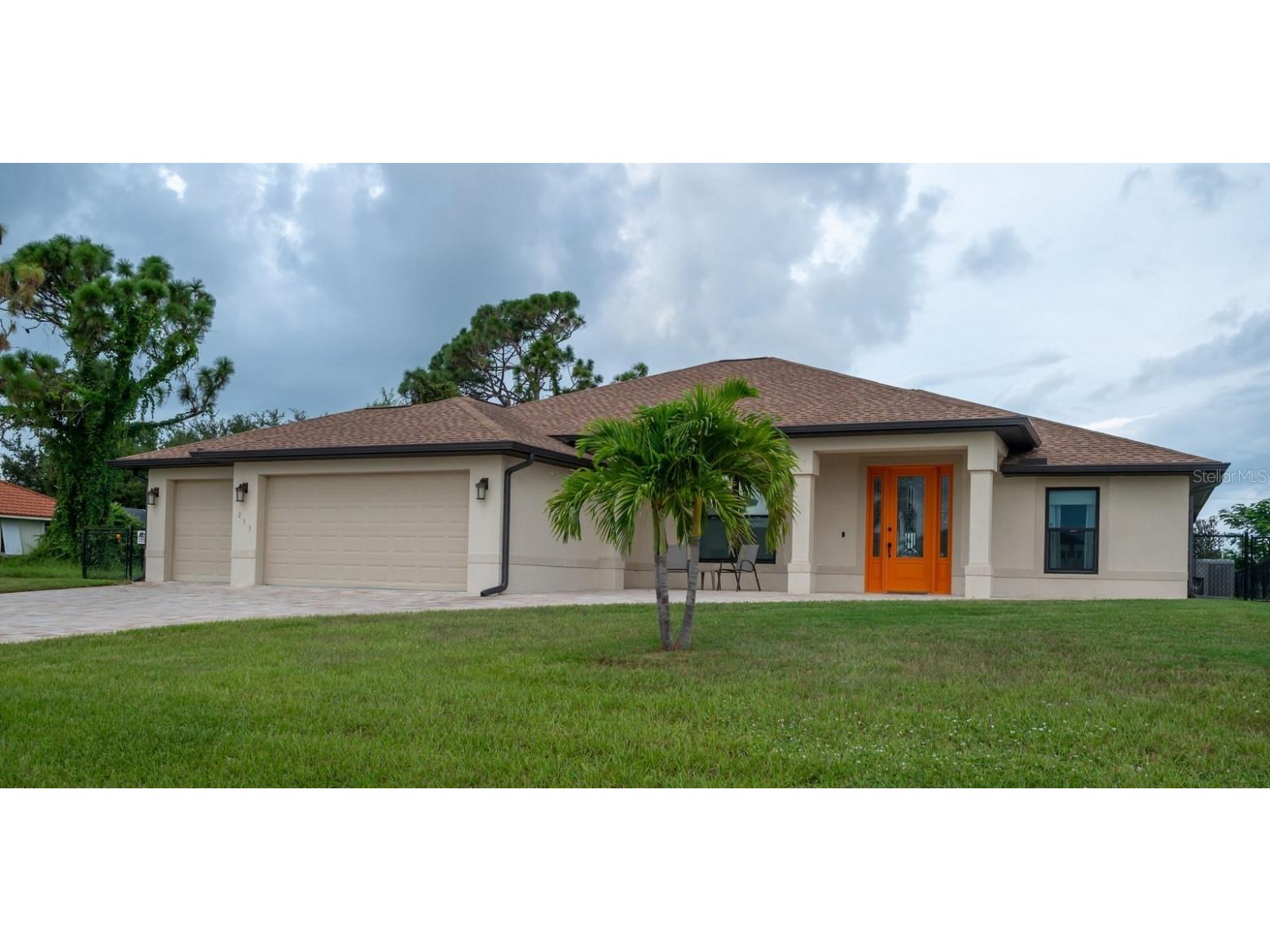 213 Rotonda Boulevard N Rotonda West FL 33947 D6137905 image1