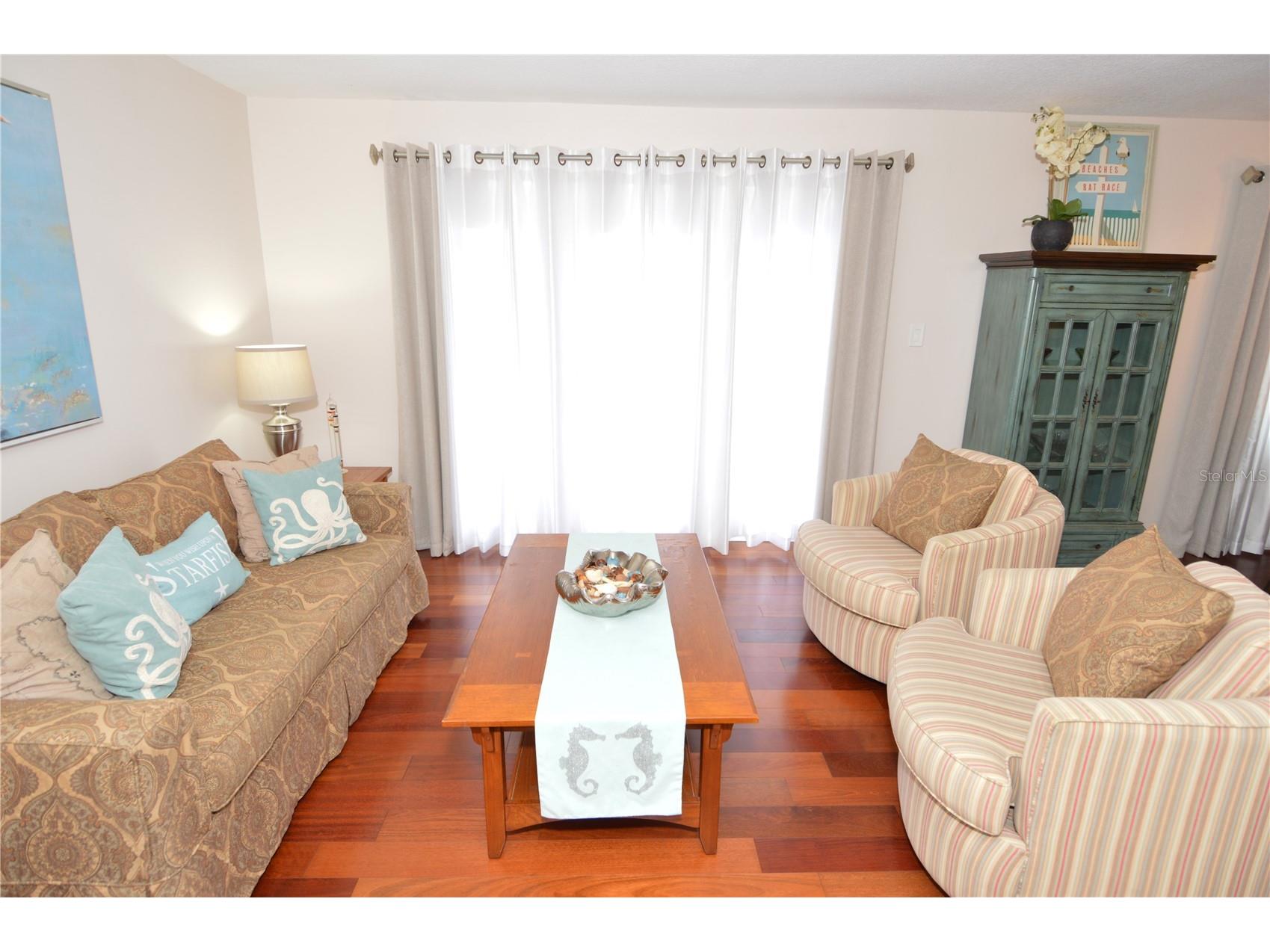 213 Seahorse Drive SE #B Saint Petersburg FL 33705 TB8495835 image16
