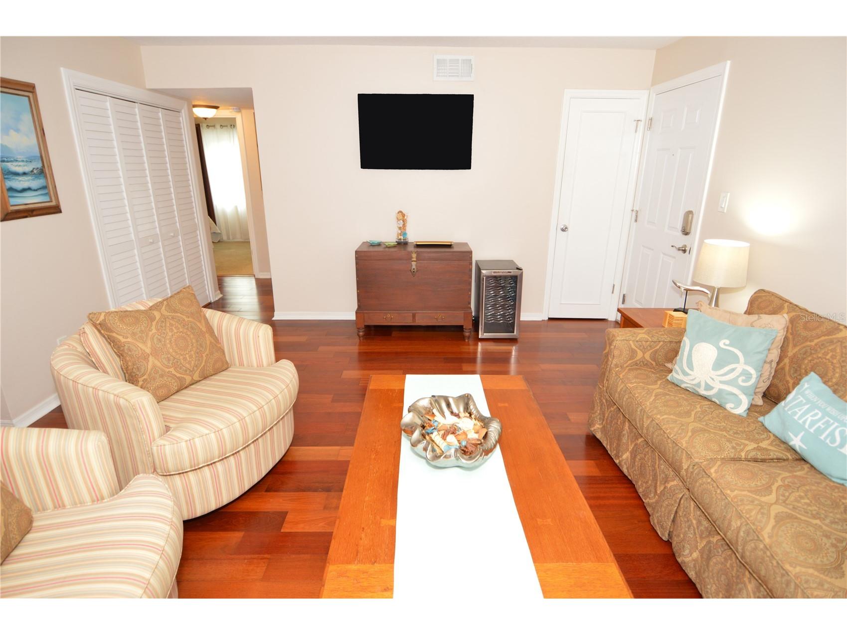 213 Seahorse Drive SE #B Saint Petersburg FL 33705 TB8495835 image19