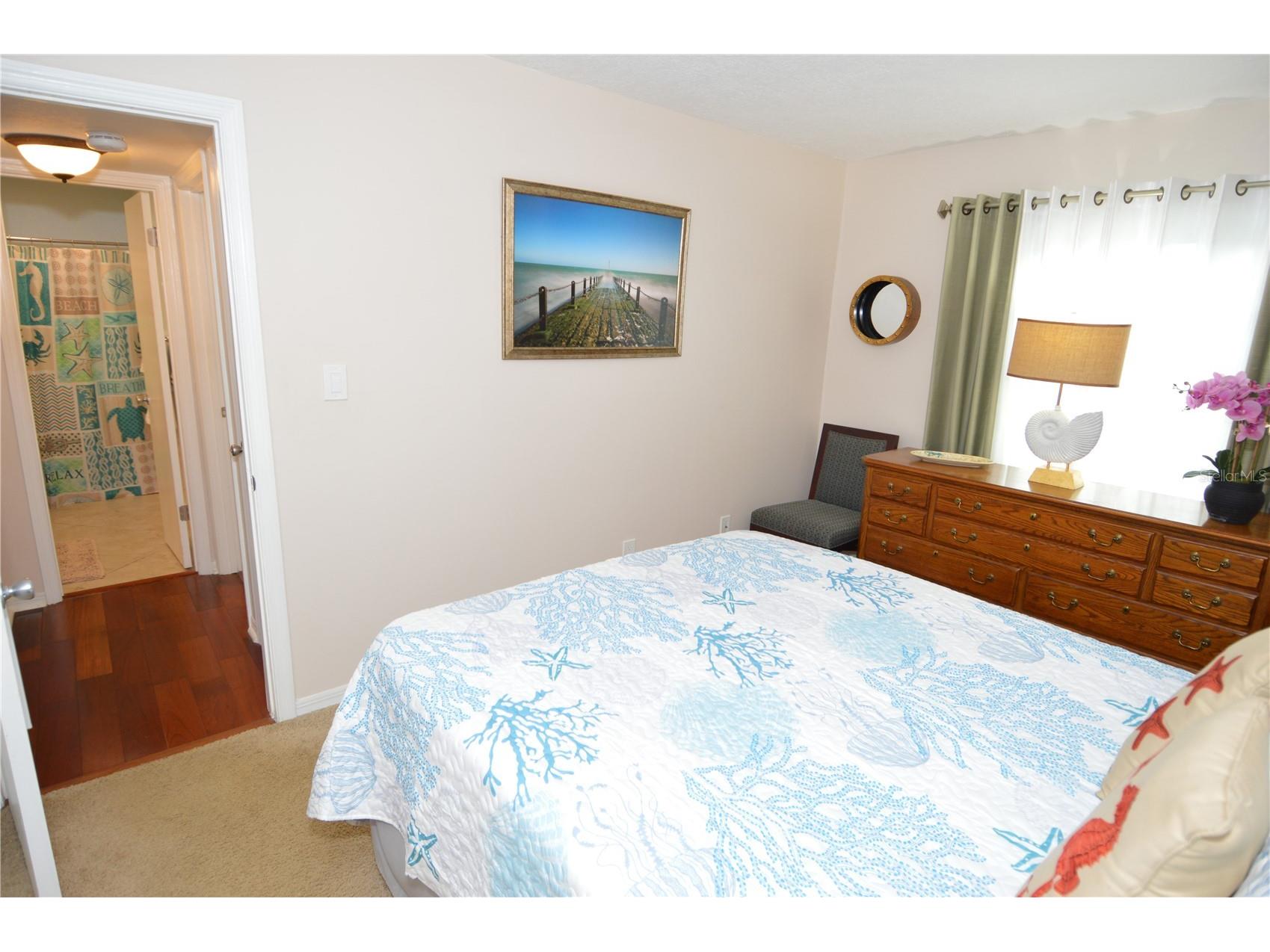 213 Seahorse Drive SE #B Saint Petersburg FL 33705 TB8495835 image25