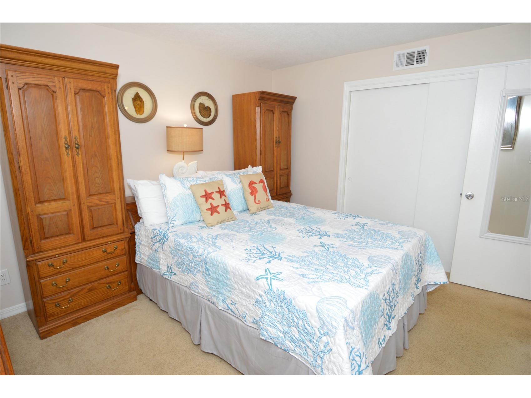 213 Seahorse Drive SE #B Saint Petersburg FL 33705 TB8495835 image27