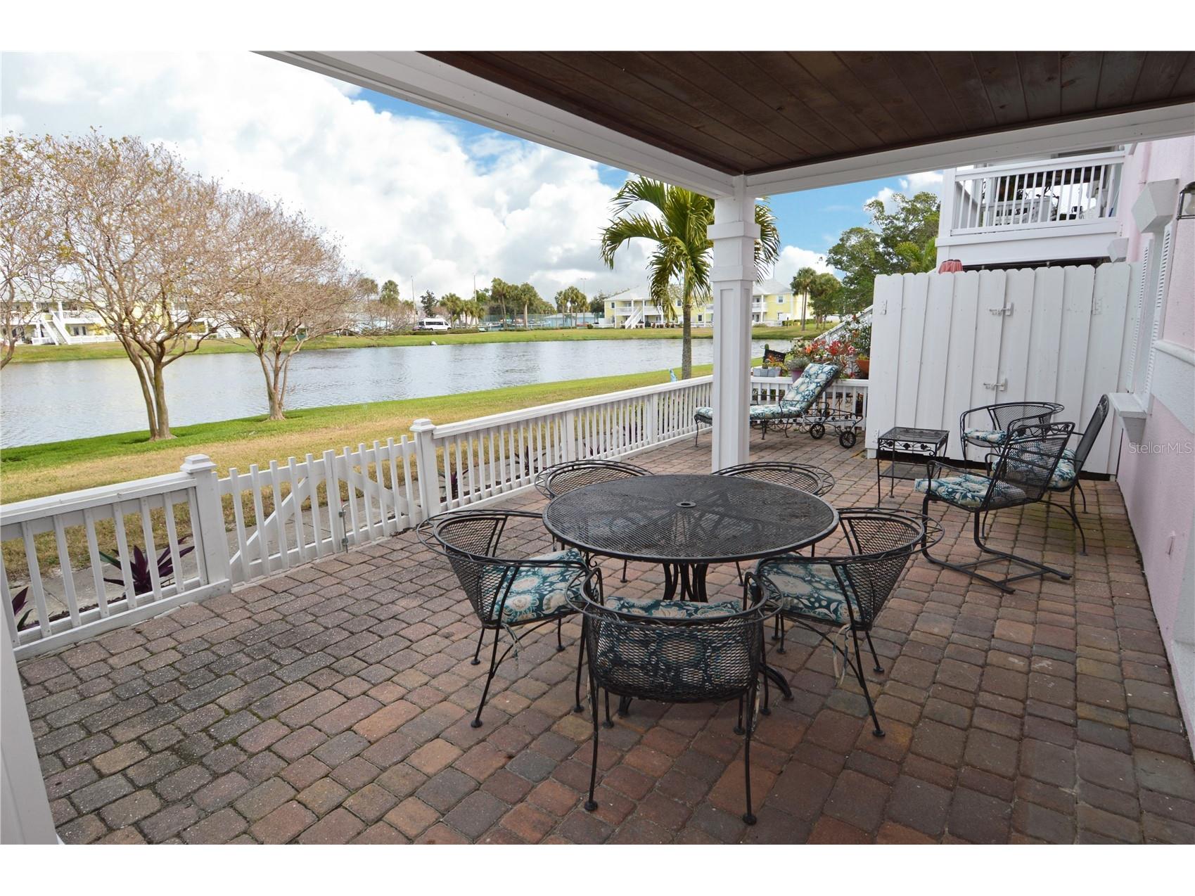 213 Seahorse Drive SE #B Saint Petersburg FL 33705 TB8495835 image48