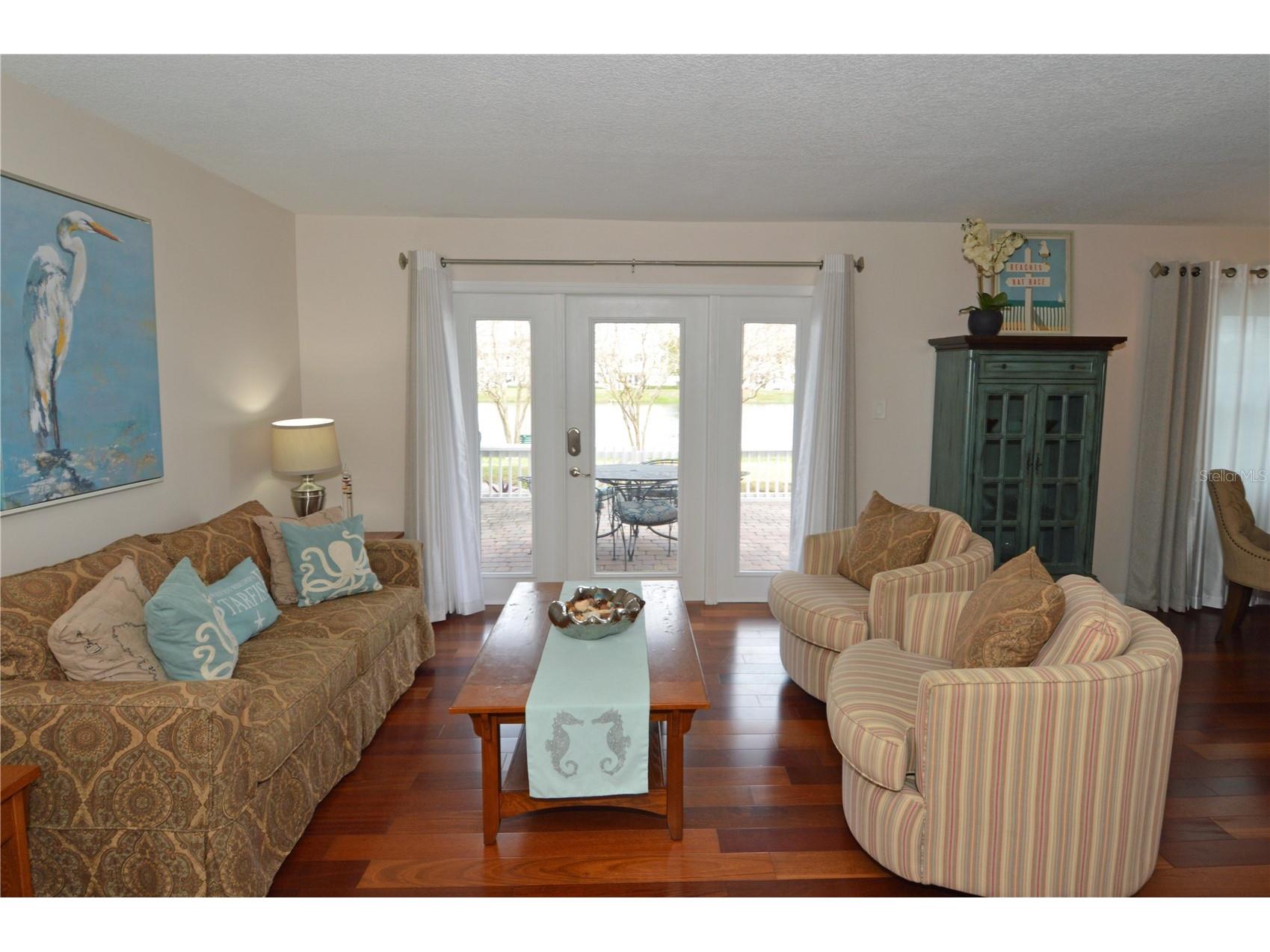 213 Seahorse Drive SE #B Saint Petersburg FL 33705 TB8495835 image5