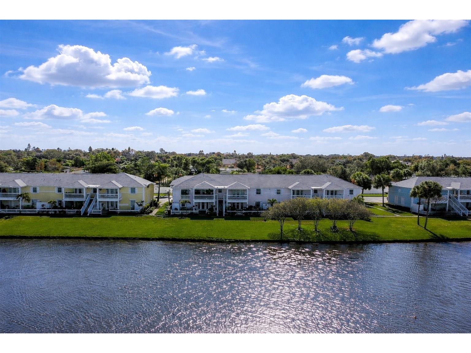 213 Seahorse Drive SE #B Saint Petersburg FL 33705 TB8495835 image51