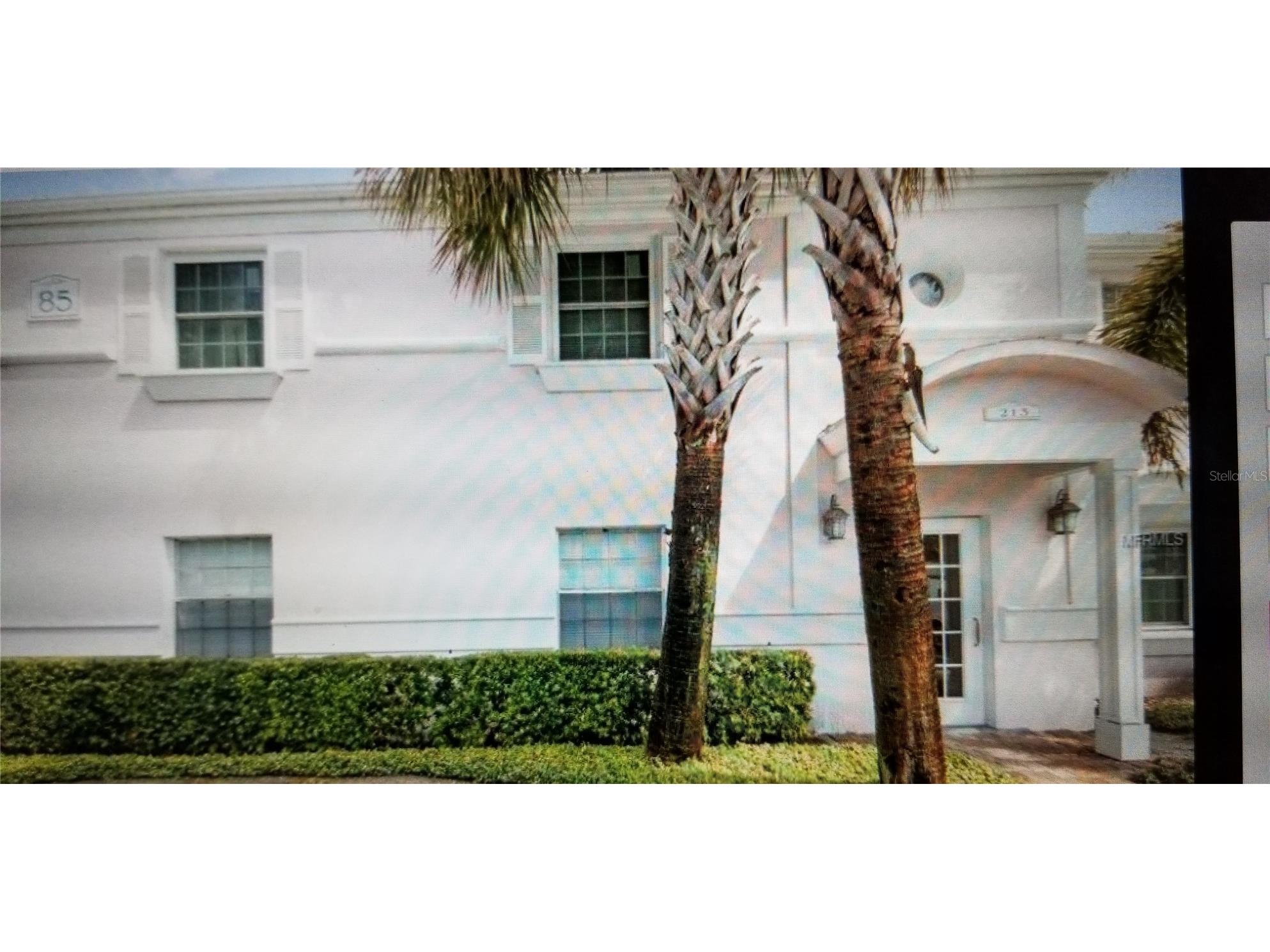 213 Seahorse Drive SE #D Saint Petersburg FL 33705 TB8489539 image3