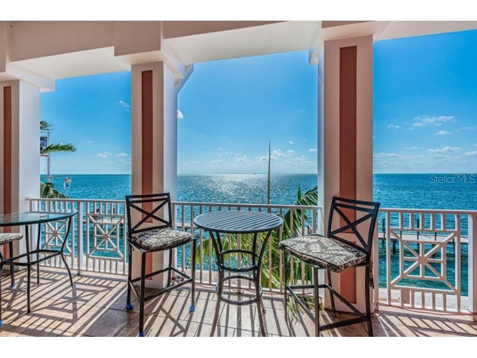213 Seahorse Drive SE #D Saint Petersburg FL 33705 TB8489539 image41