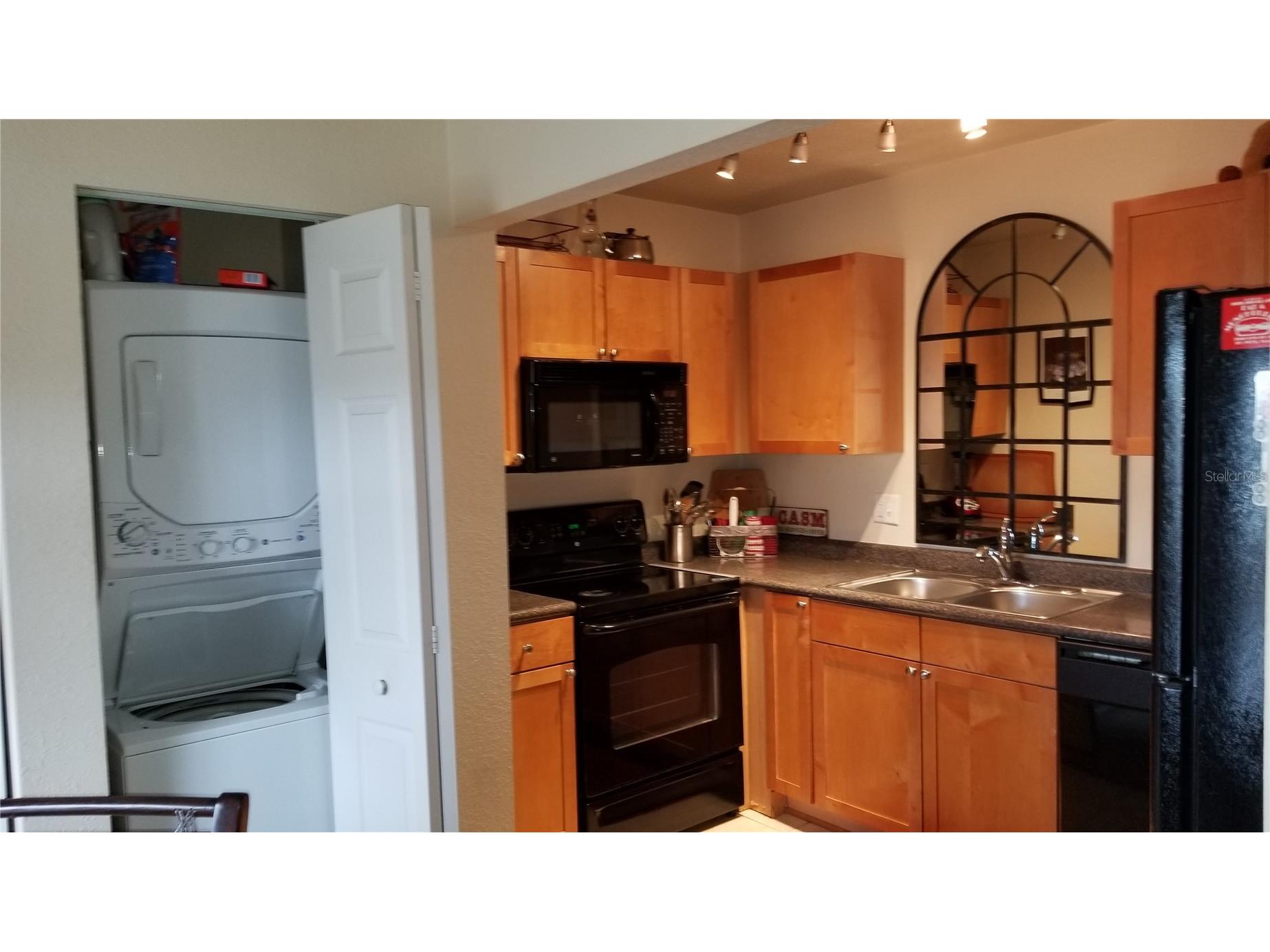213 Seahorse Drive SE #D Saint Petersburg FL 33705 TB8489539 image7