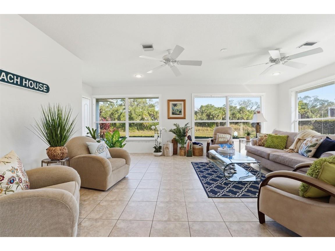 213 Venice Palms Boulevard Venice FL 34292 - BLACKBURN CANAL N6142245 image3