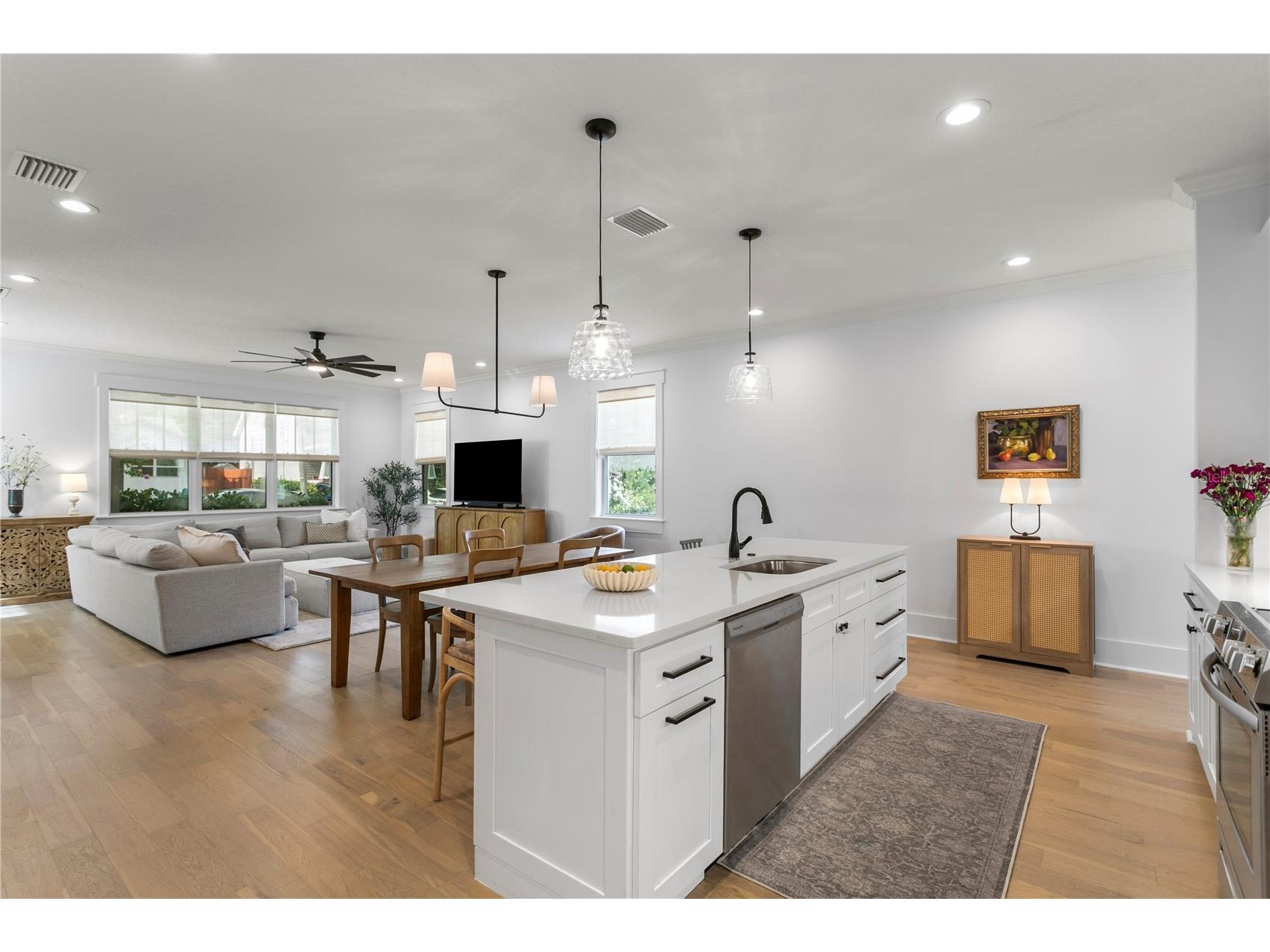 213 W Elm Street Tampa FL 33604 TB8524770 image17