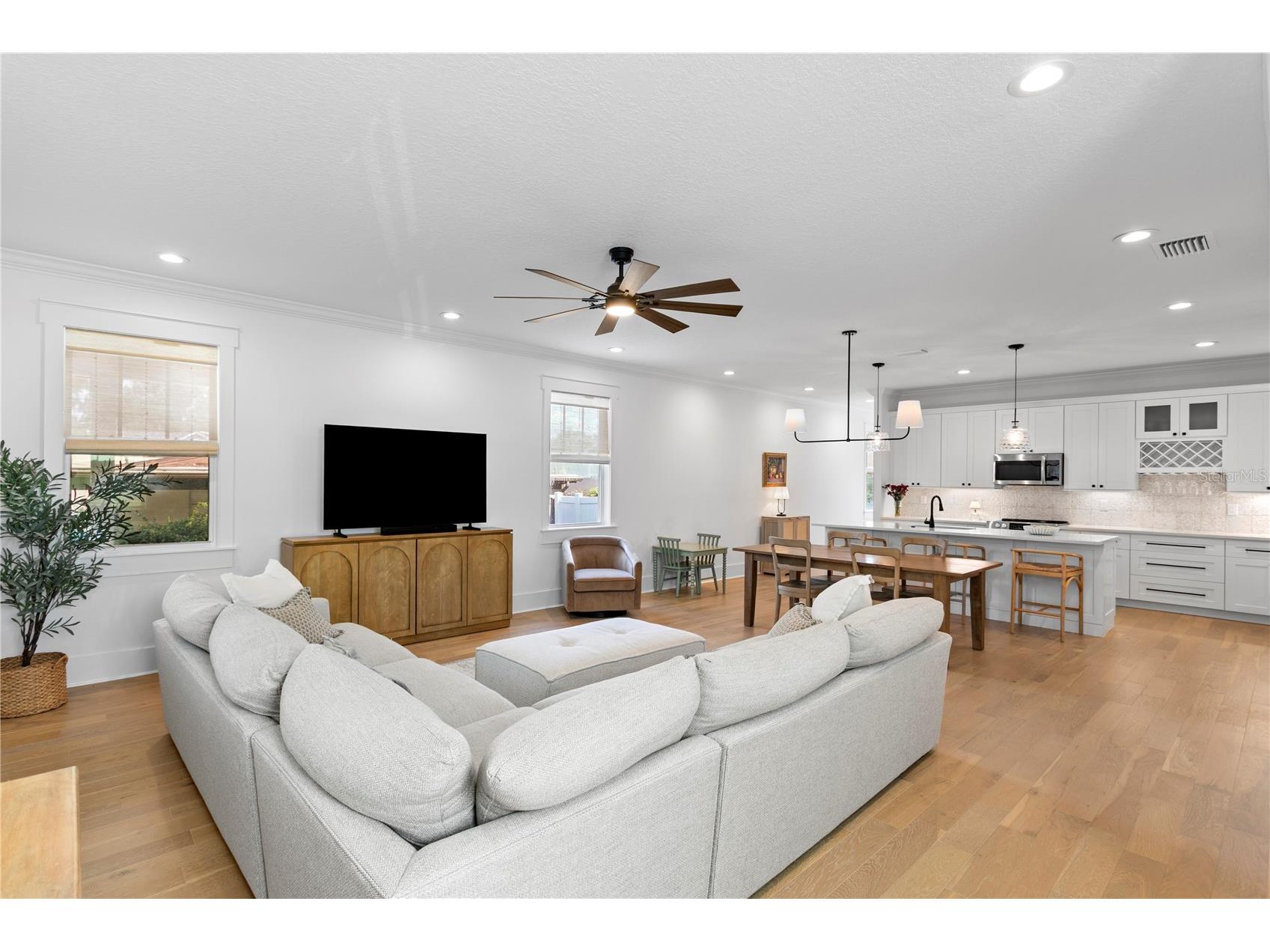 213 W Elm Street Tampa FL 33604 TB8524770 image2