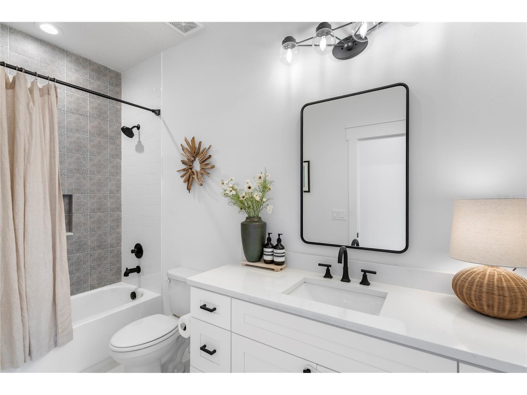 213 W Elm Street Tampa FL 33604 TB8524770 image21