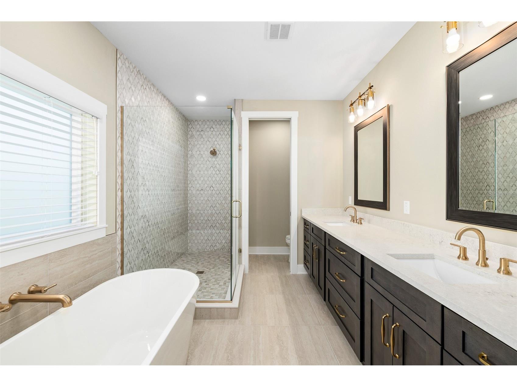 213 W Giddens Avenue Tampa FL 33603 TB8481824 image19