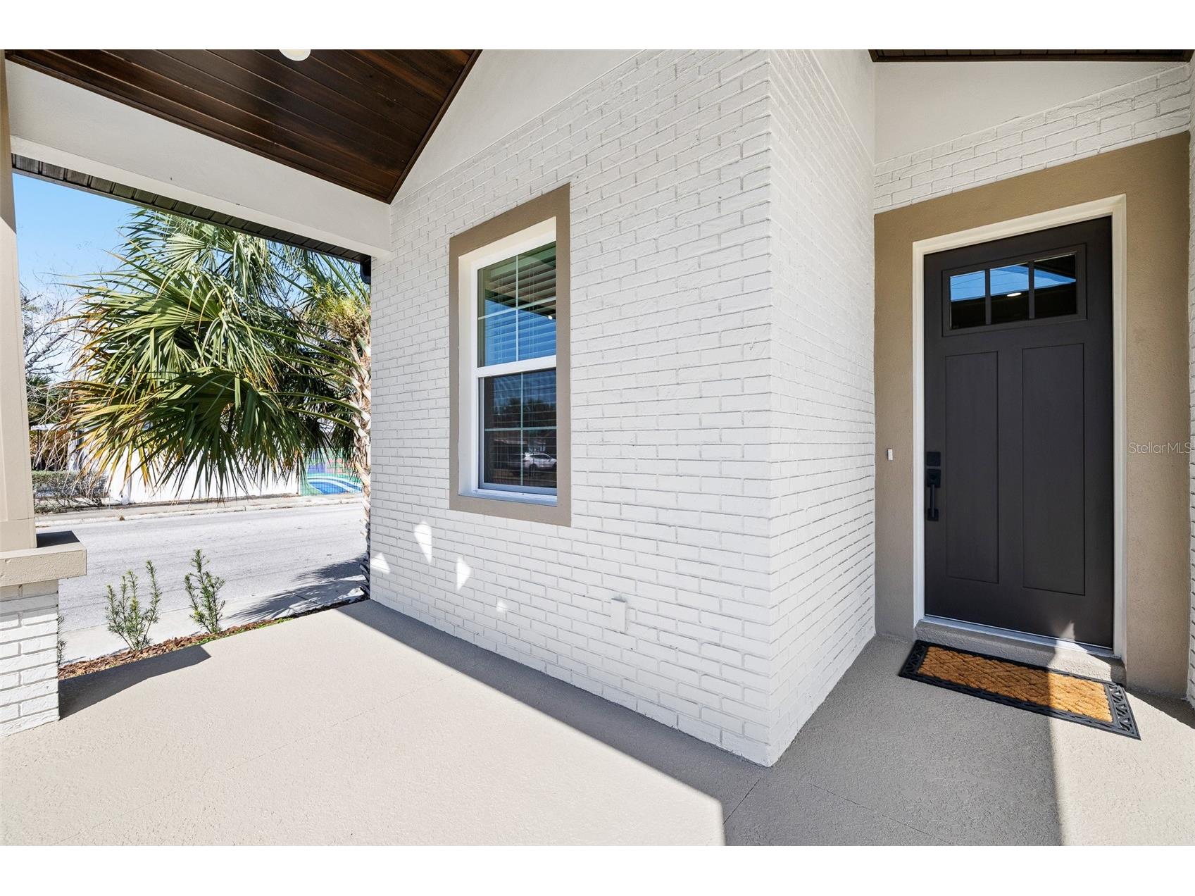 213 W Giddens Avenue Tampa FL 33603 TB8481824 image3