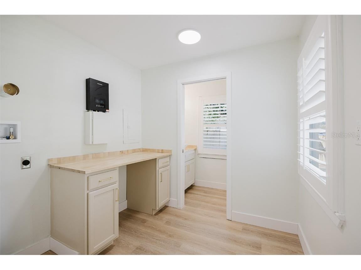 213 W Mckenzie Street Punta Gorda FL 33950 C7513991 image10