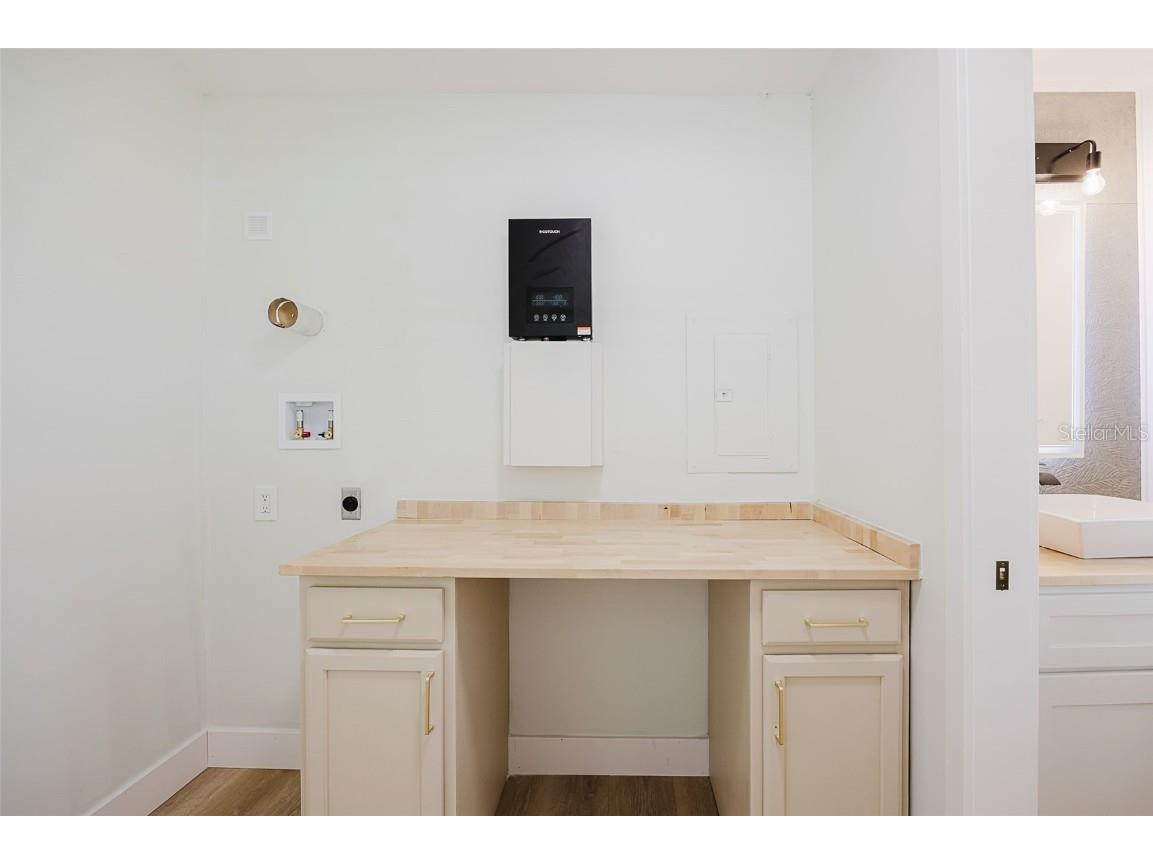 213 W Mckenzie Street Punta Gorda FL 33950 C7513991 image12