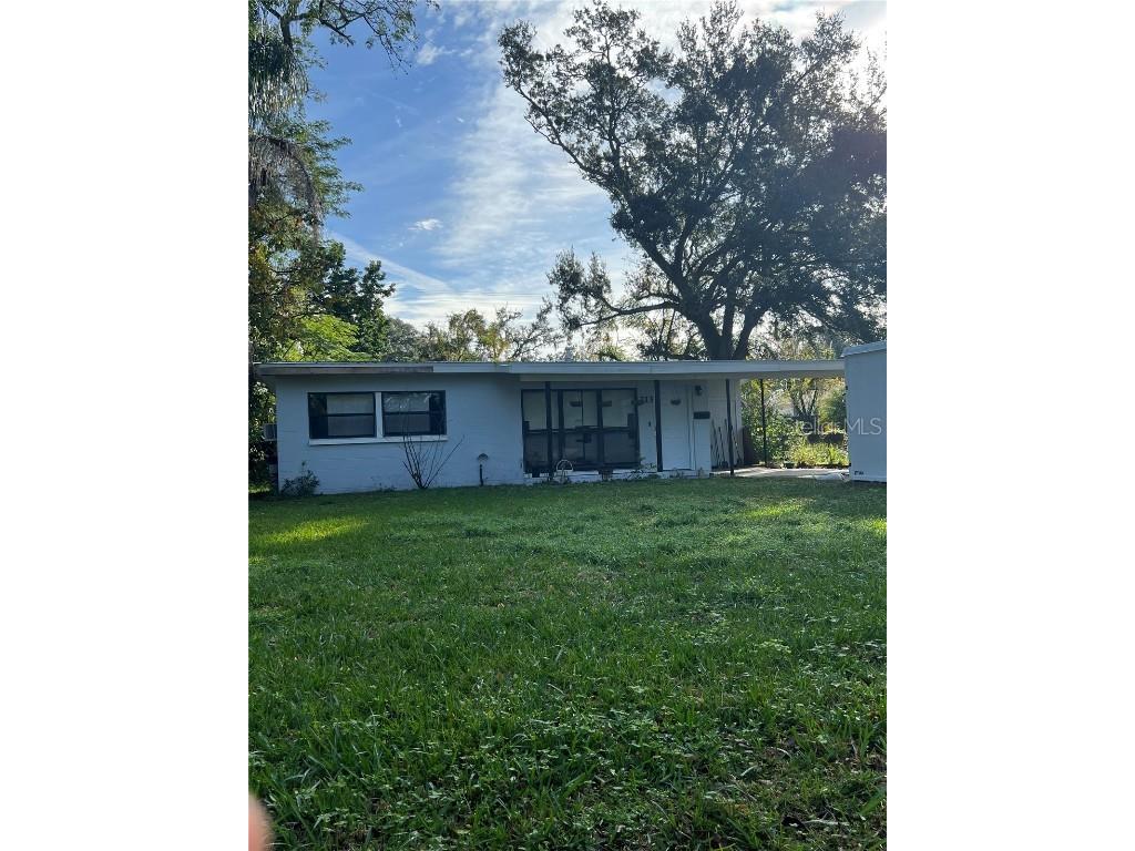213 Wilmer Avenue Orlando FL 32811 O6171152 image1