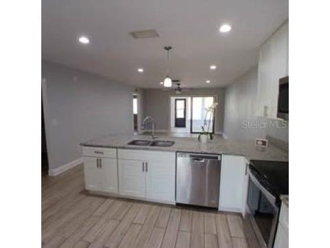 2130 Bancroft Place #E Palm Harbor FL 34683 TB8518907 image1