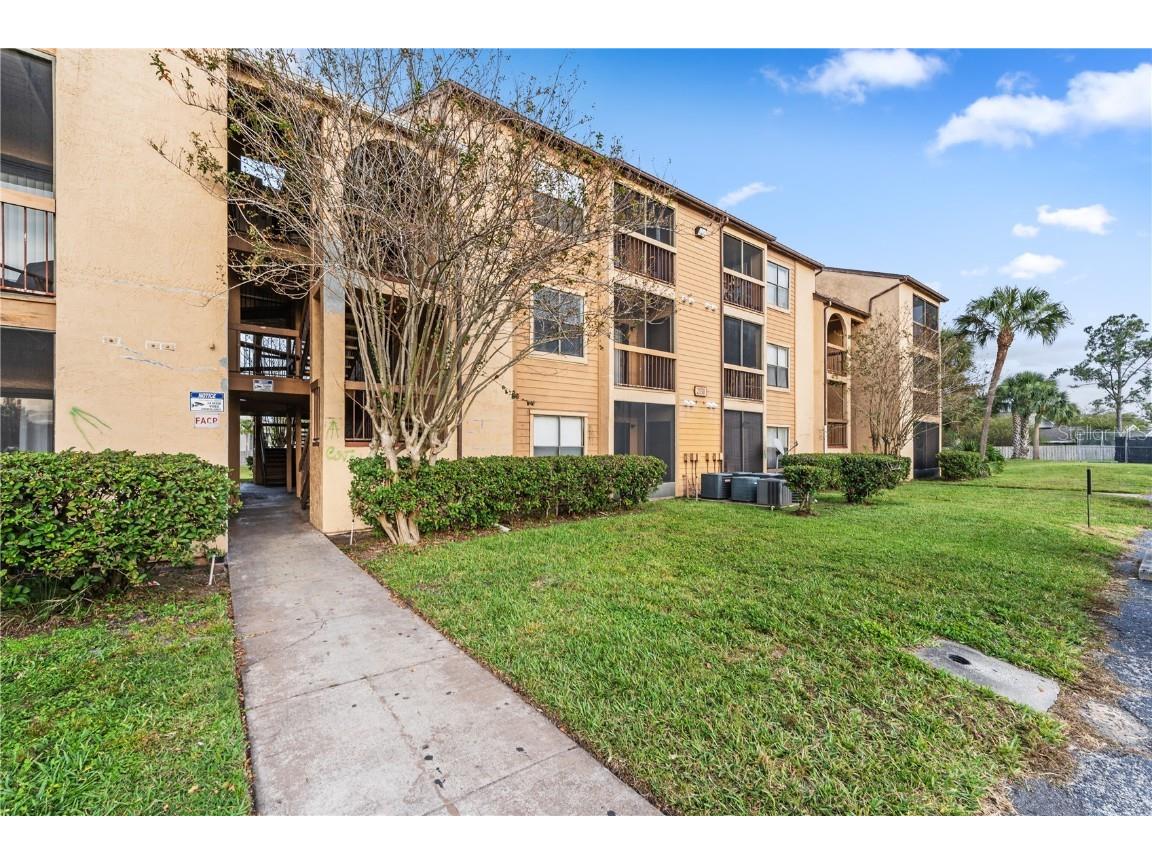 2130 Cascades Boulevard 204, Kissimmee, FL, 34741 MLS O6163518 Edina Realty