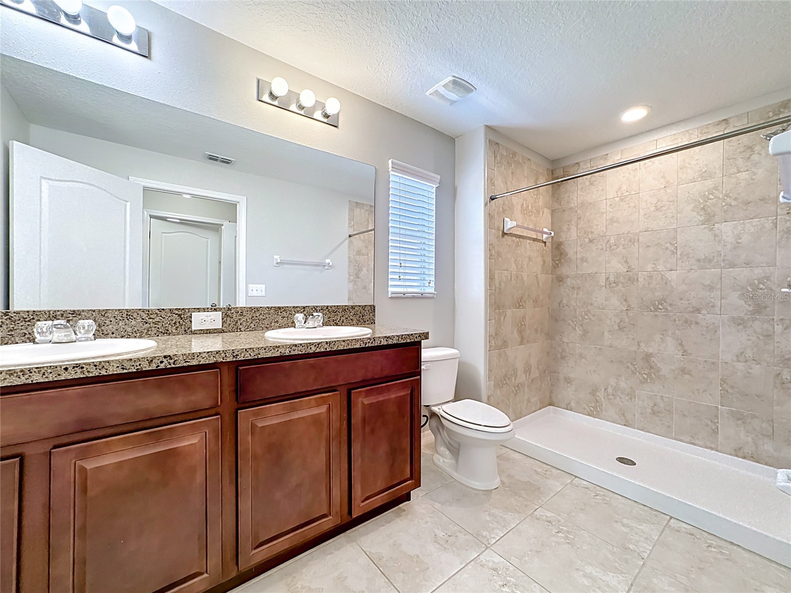 2130 Golden Falcon Drive Ruskin FL 33570 TB8505996 image27