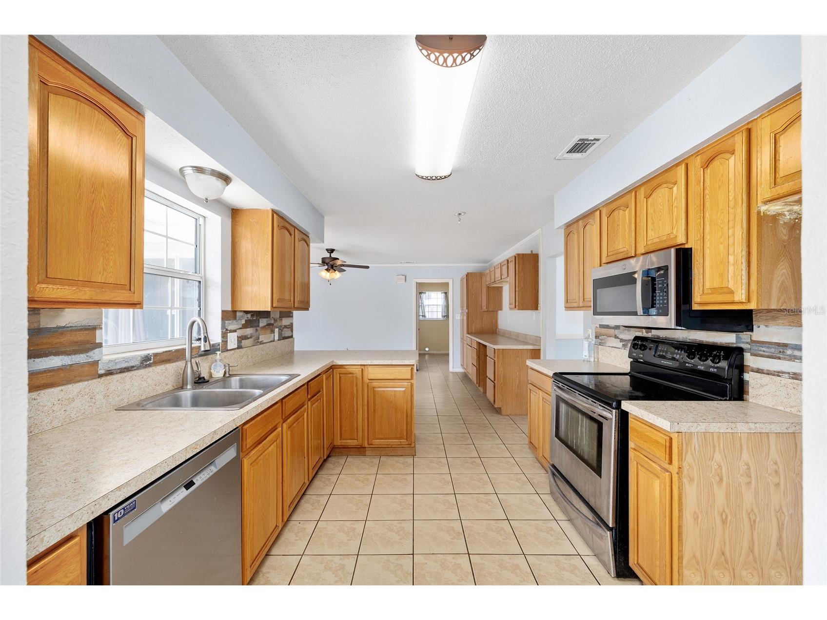 2130 NE 9th Street Ocala FL 34470 OM721669 image15