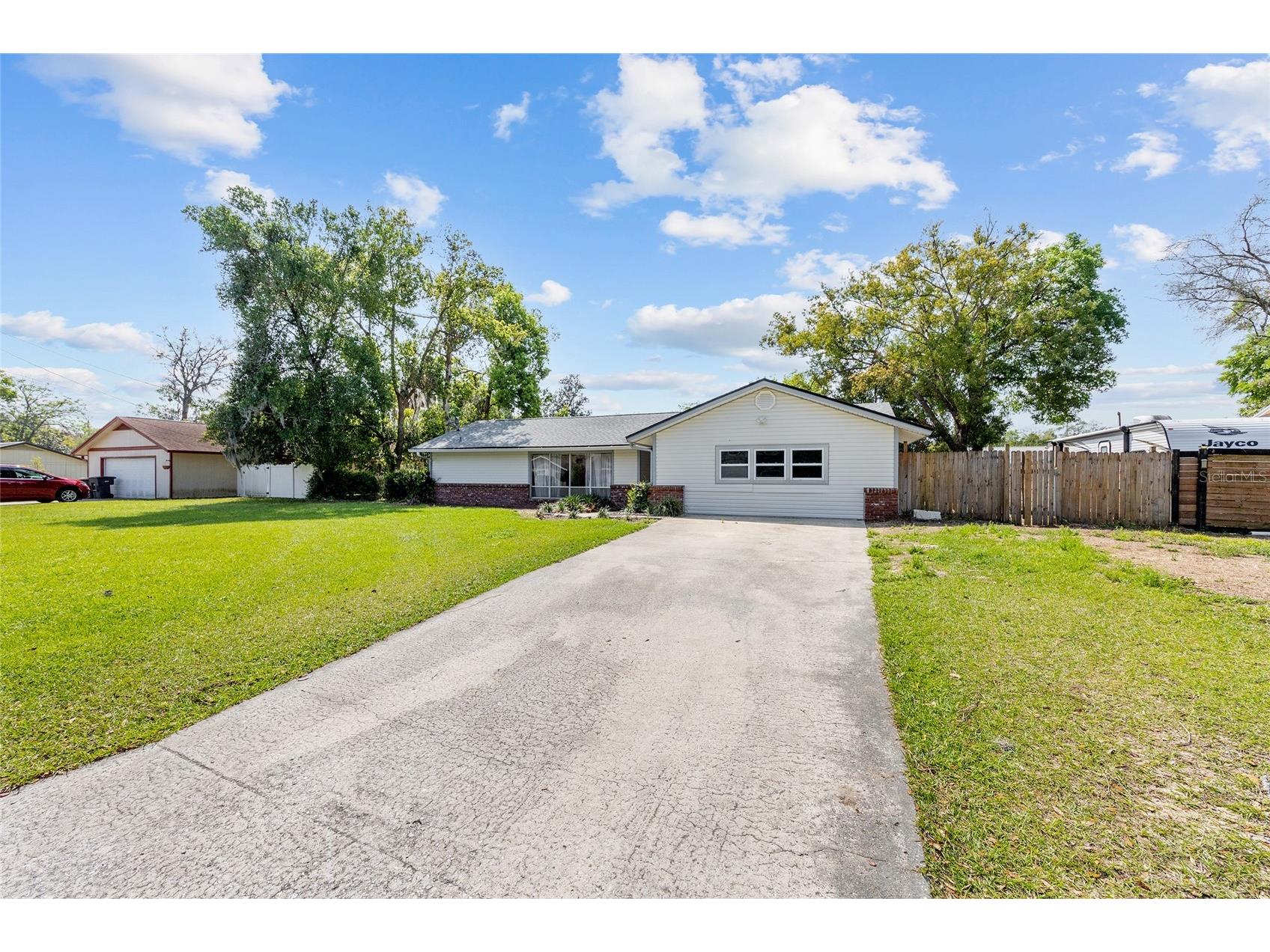 2130 NE 9th Street Ocala FL 34470 OM721669 image4