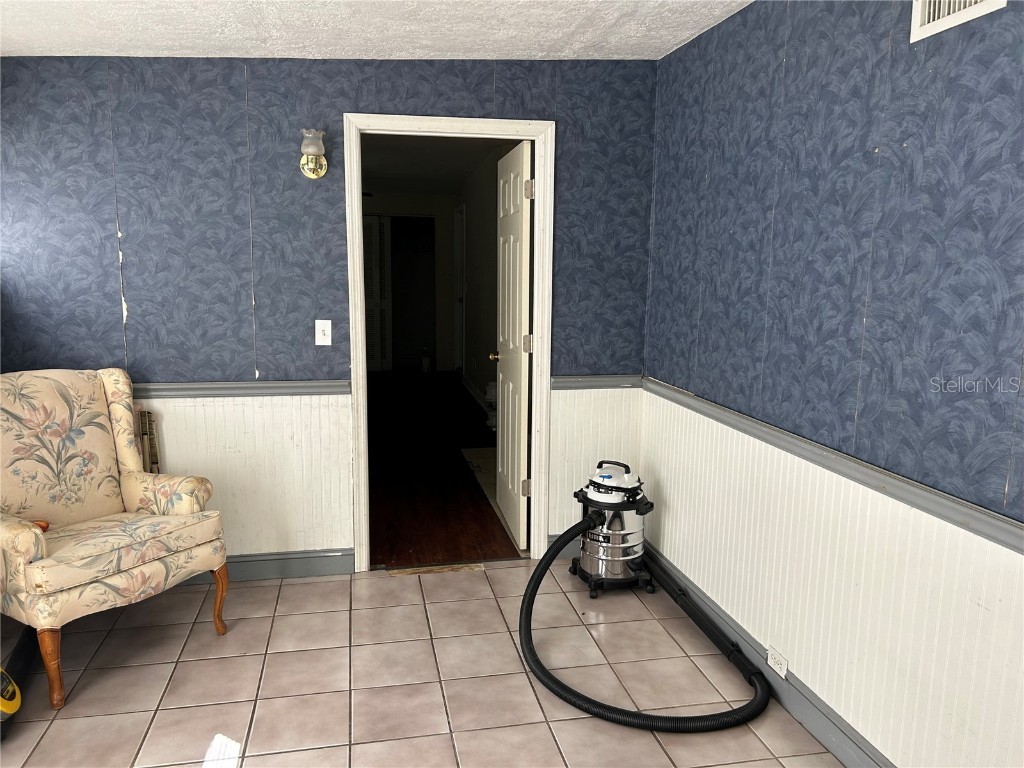 2130 Olentary Street Sarasota FL 34231 A4668158 image10