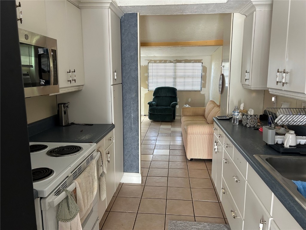 2130 Olentary Street Sarasota FL 34231 A4668158 image9