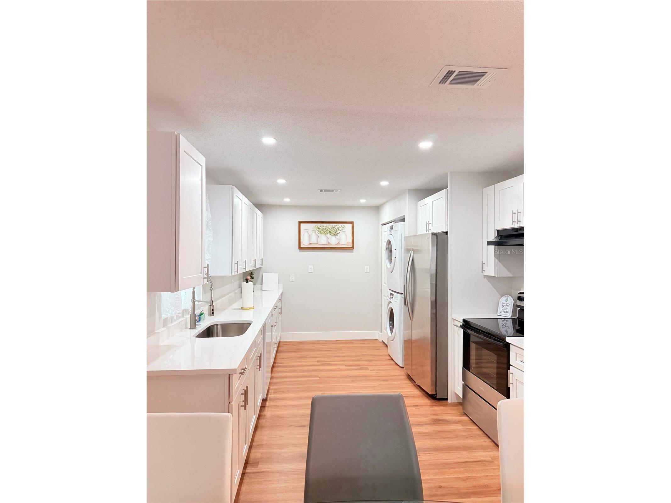 2130 Redleaf Drive Brandon FL 33510 TB8517584 image7