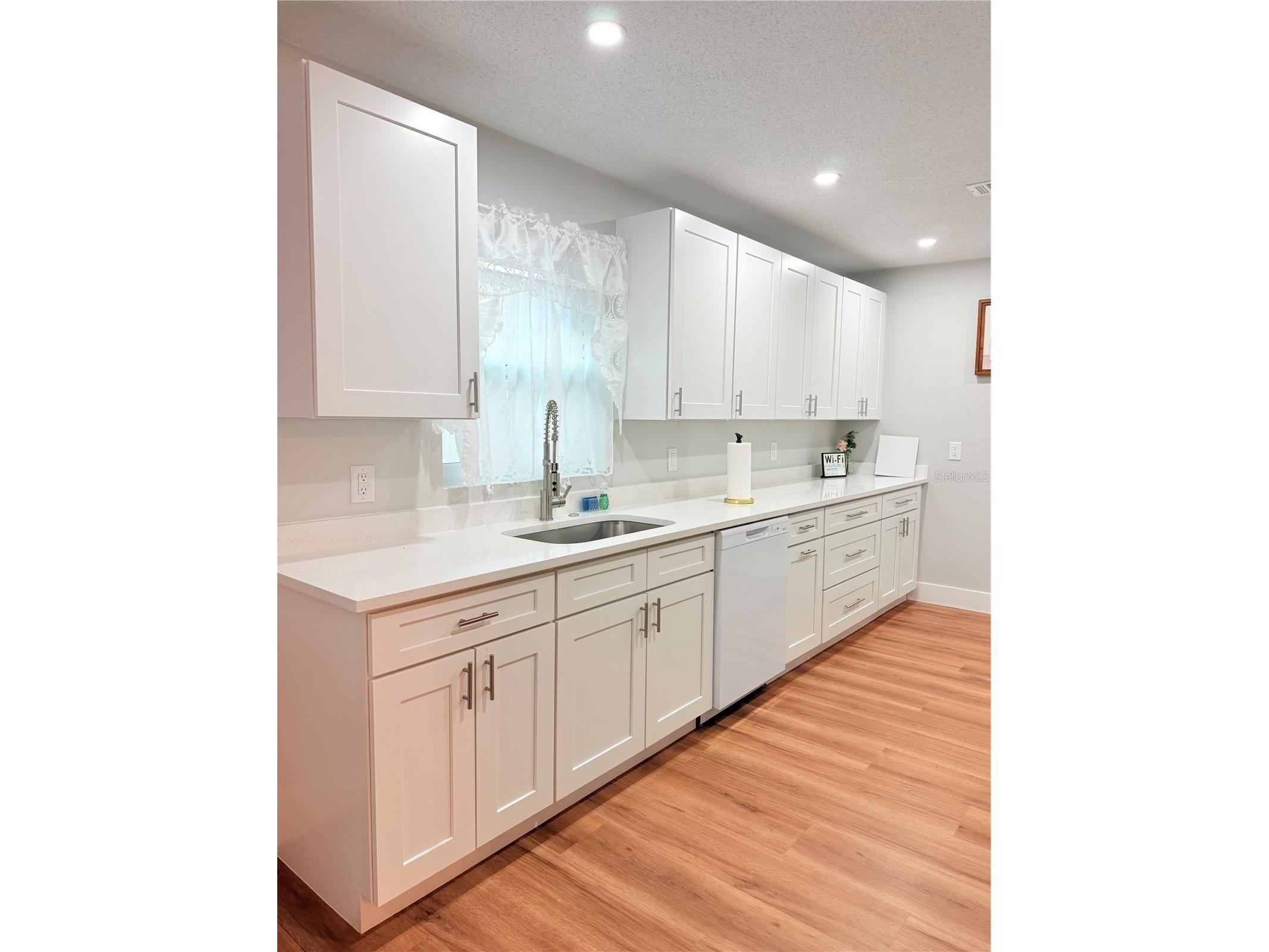 2130 Redleaf Drive Brandon FL 33510 TB8517584 image8