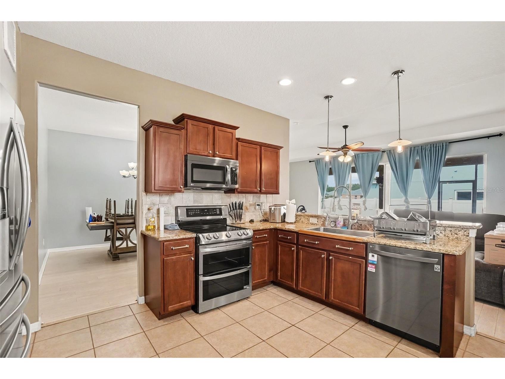 2130 Roanoke Springs Drive Ruskin FL 33570 TB8521851 image11