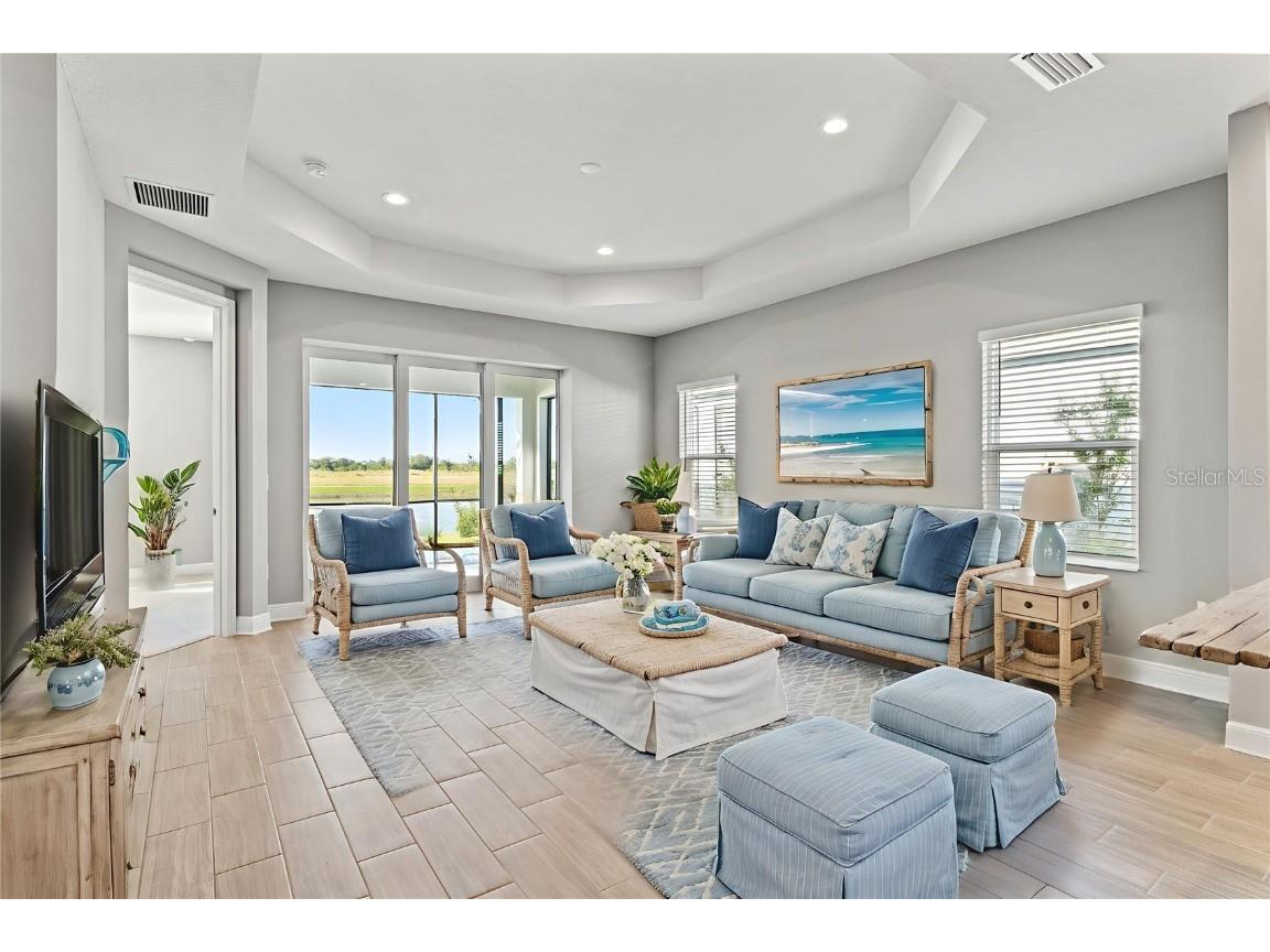 2130 Sylvester Palm Lane Bradenton FL 34212 TB8456495 image3