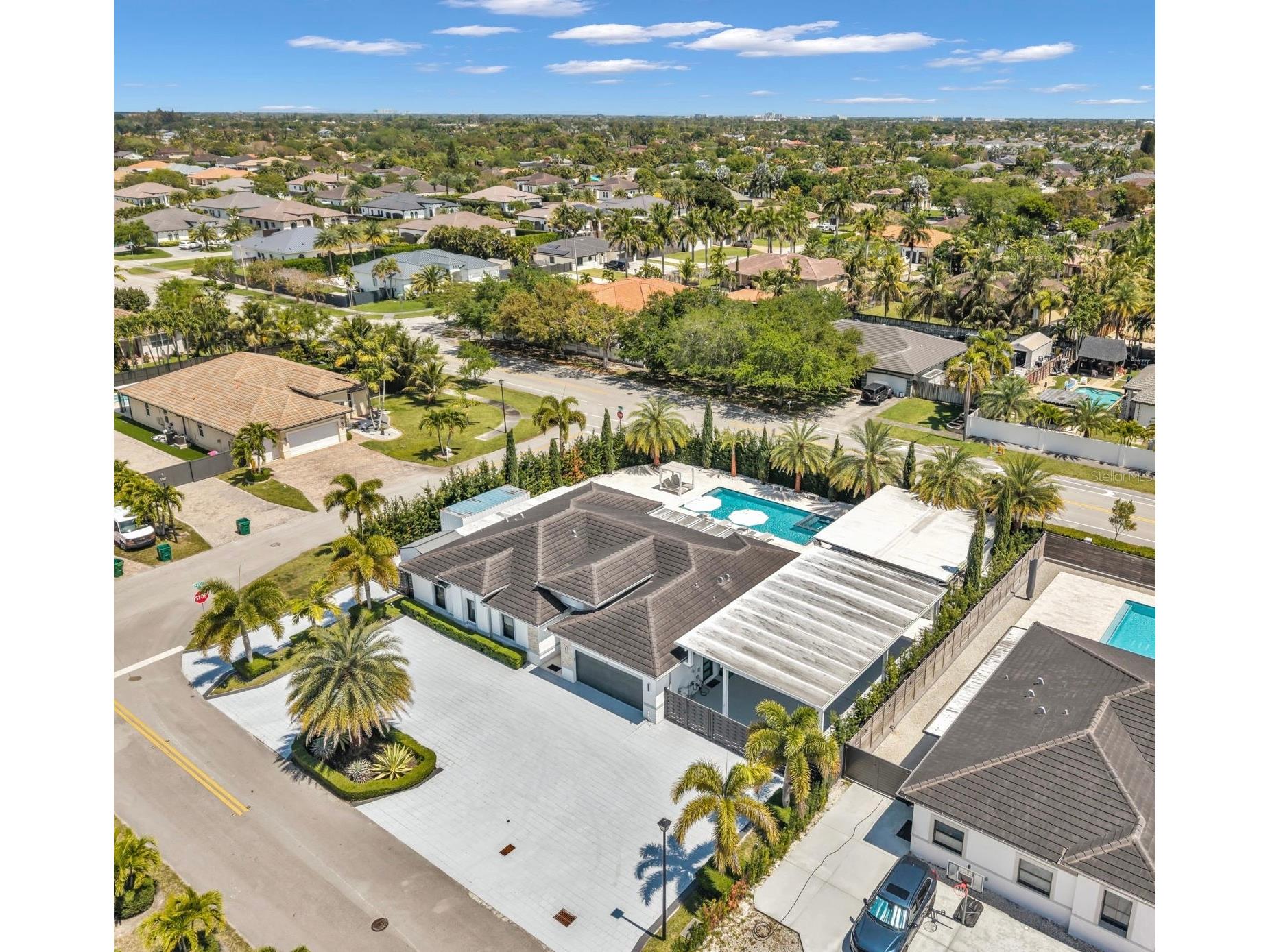 21301 SW 132nd Court Miami FL 33177 OM721509 image64
