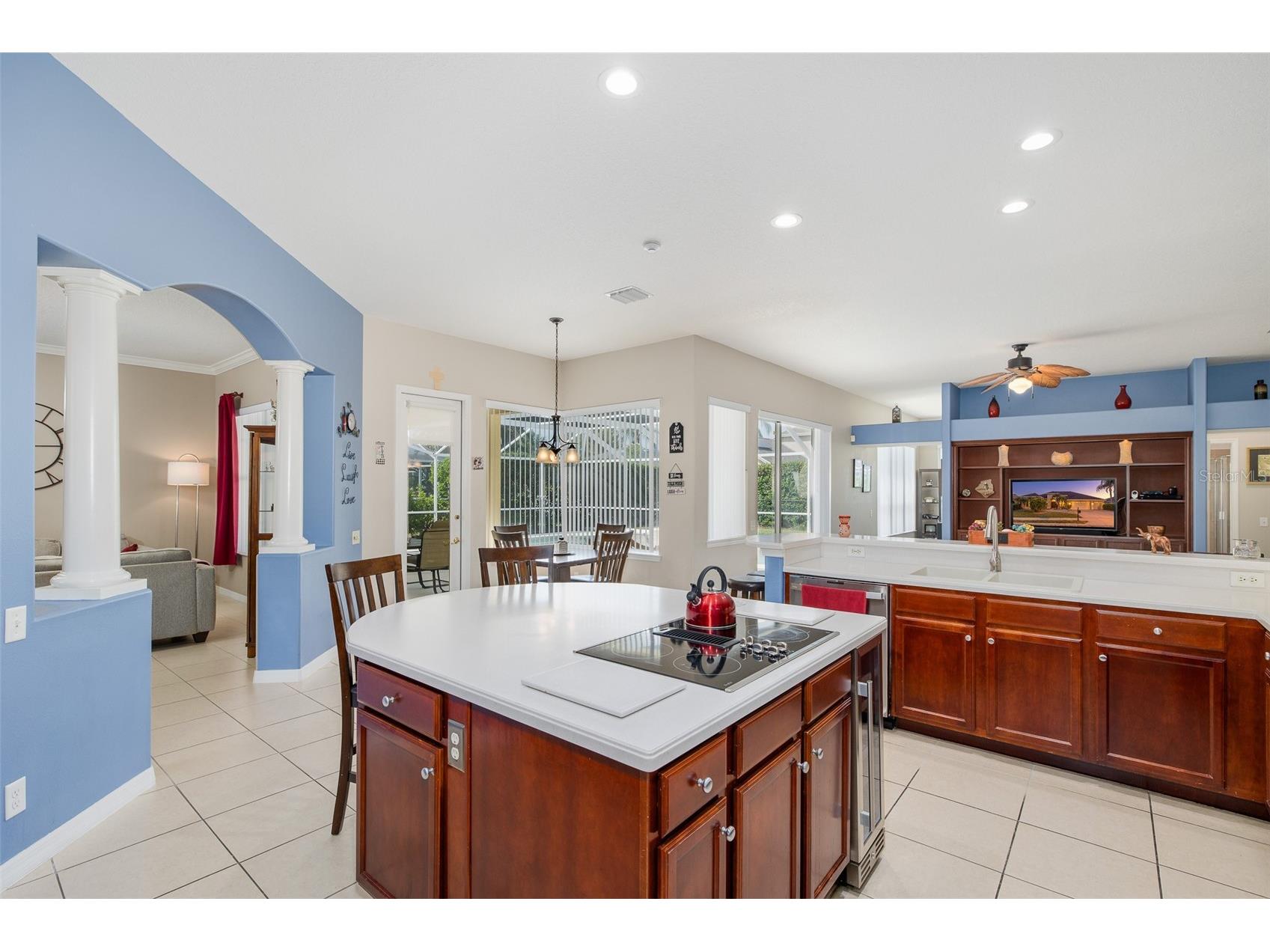 2131 Gold Dust Court Trinity FL 34655 W7885626 image23