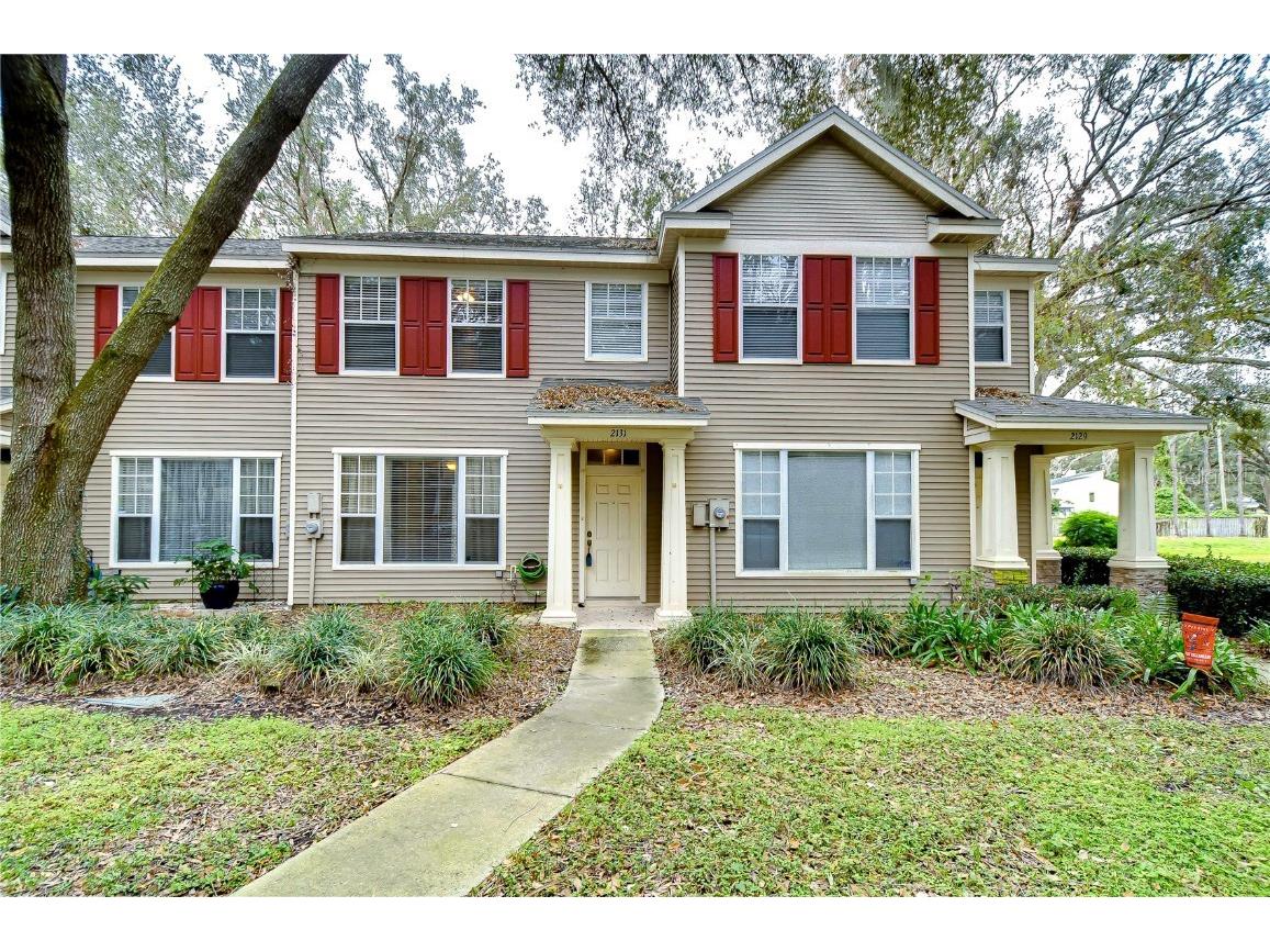 2131 Golden Oak Lane Valrico FL 33594 TB8336575 image1