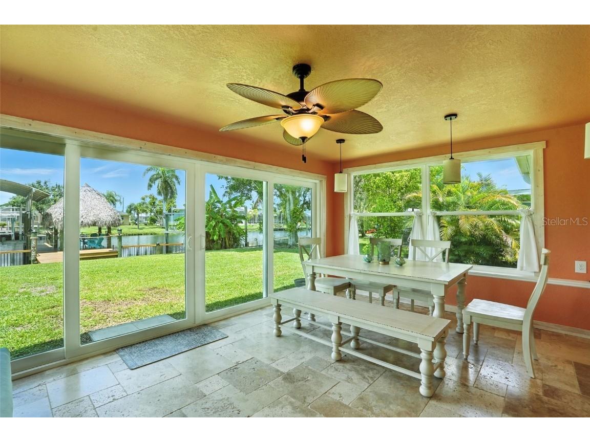 2131 Saint Croix Avenue Fort Myers FL 33905 - CALOOSAHATCHEE RIVER C7515703 image15