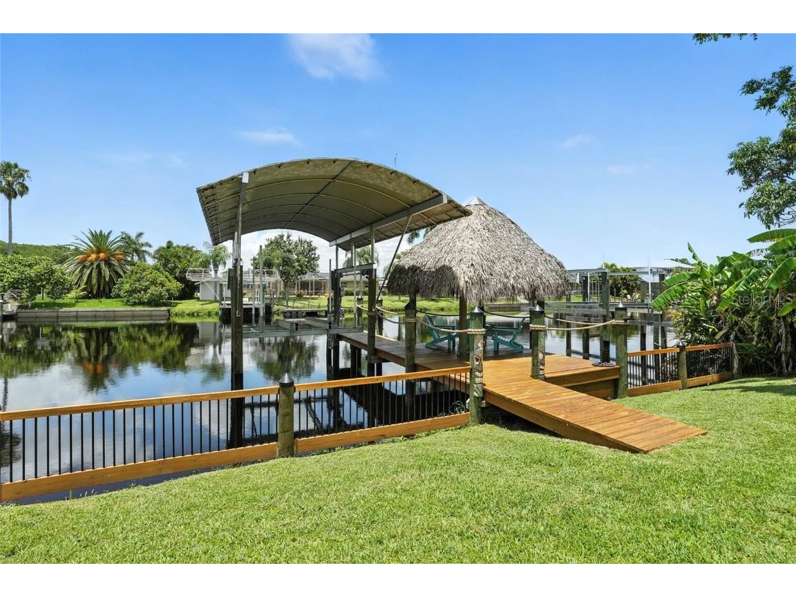 2131 Saint Croix Avenue Fort Myers FL 33905 - CALOOSAHATCHEE RIVER C7515703 image41