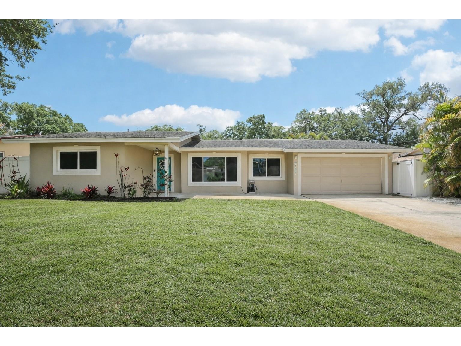 2131 Viola Drive Clearwater FL 33764 TB8496157 image1