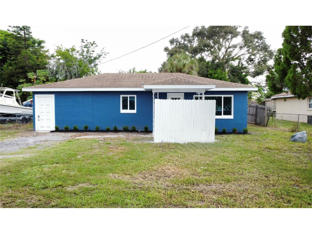 2132 4th Street E Bradenton FL 34208 A4664139 image1