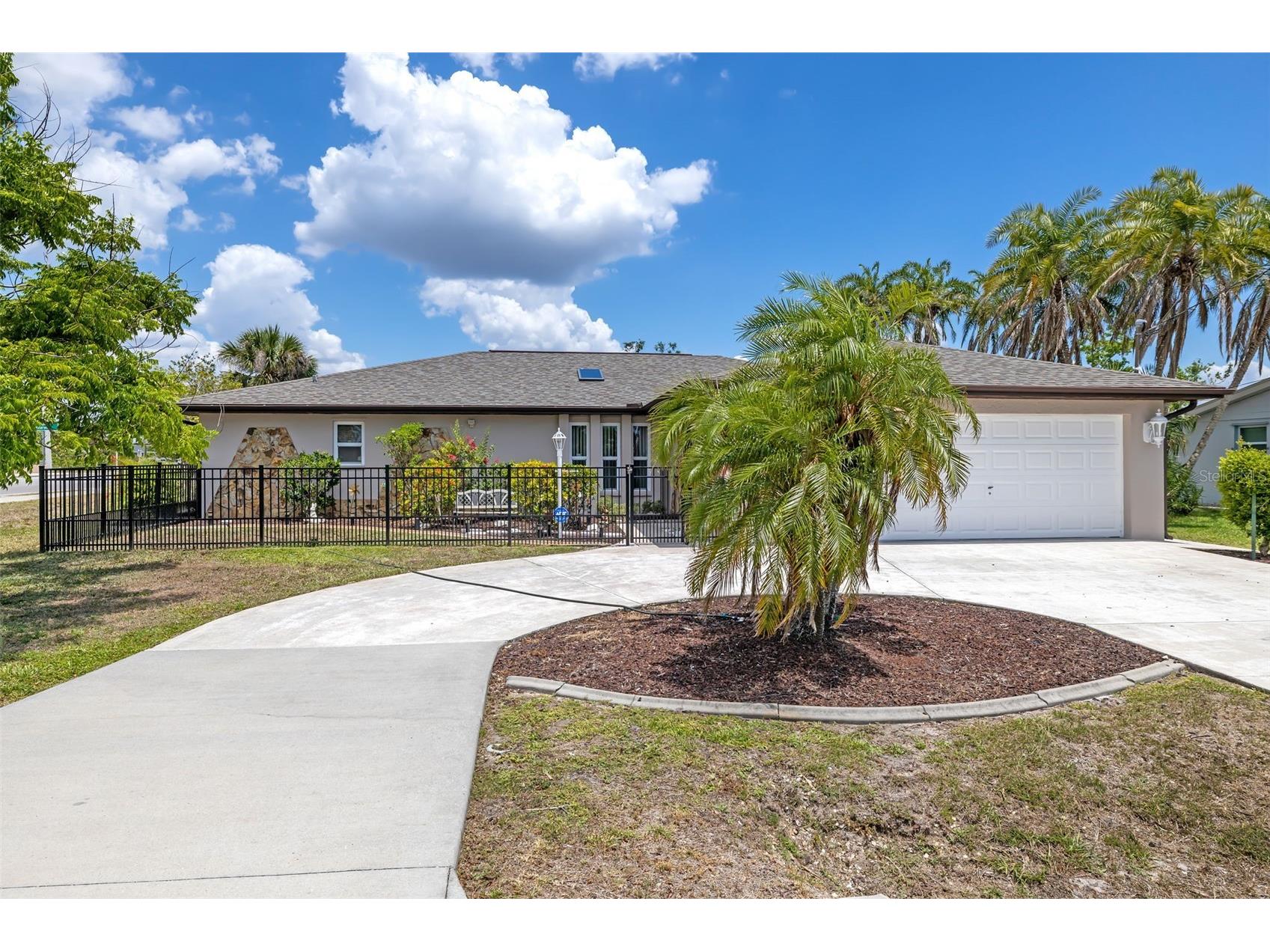 2132 Abscott Street Port Charlotte FL 33952 - NIAGRA-WATERWAY C7520004 image1