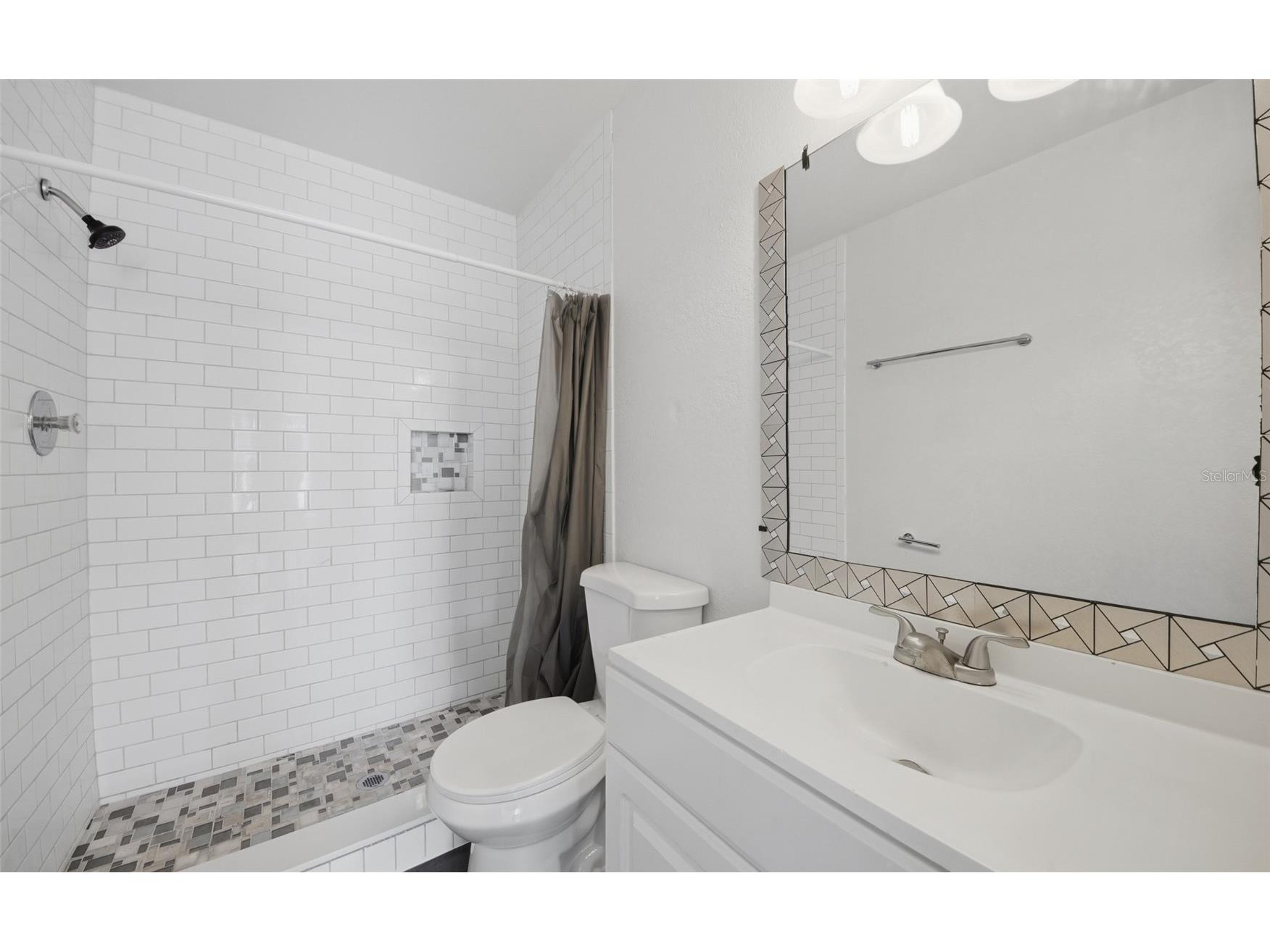 2132 Avon Boulevard Kissimmee FL 34741 O6392396 image18