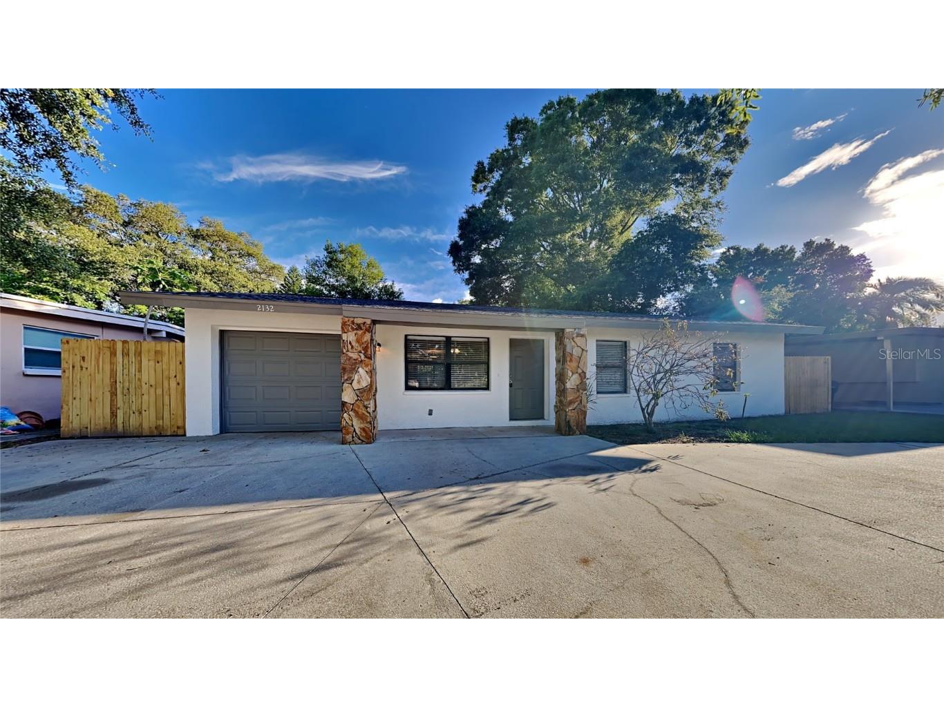 2132 Barcelona Drive Clearwater FL 33764 T3537960 image1