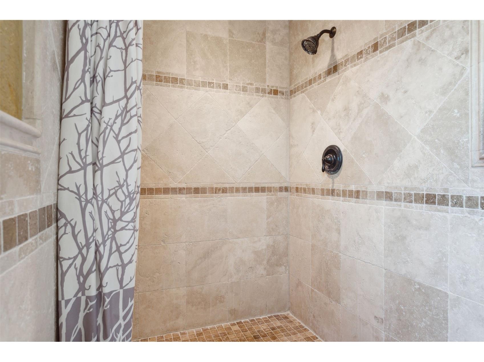 2132 Greenbriar Boulevard Clearwater FL 33763 TB8509507 image15